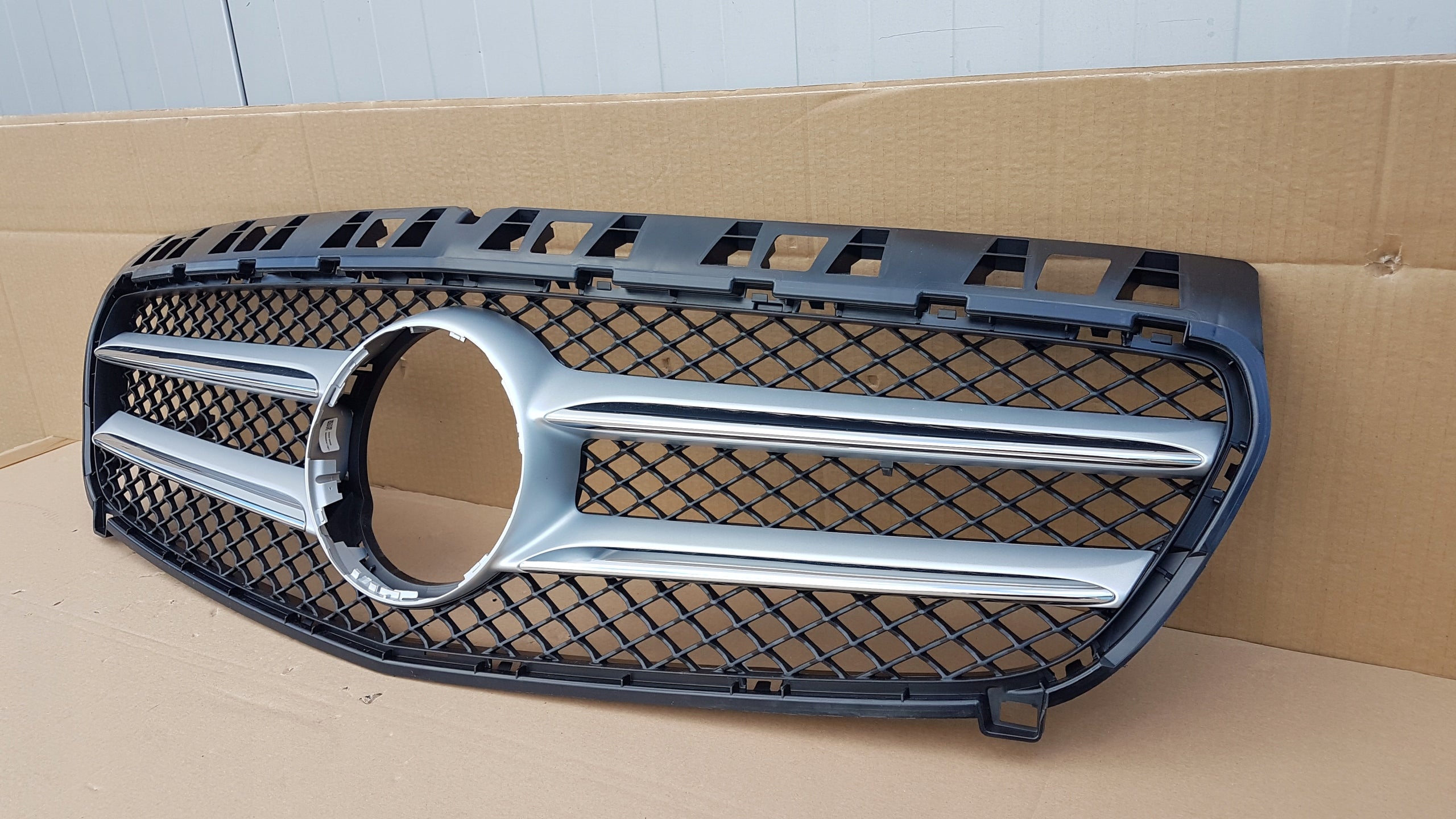 Kühlergrill Mercedes W176 FRONTGRILL Kühlergitter