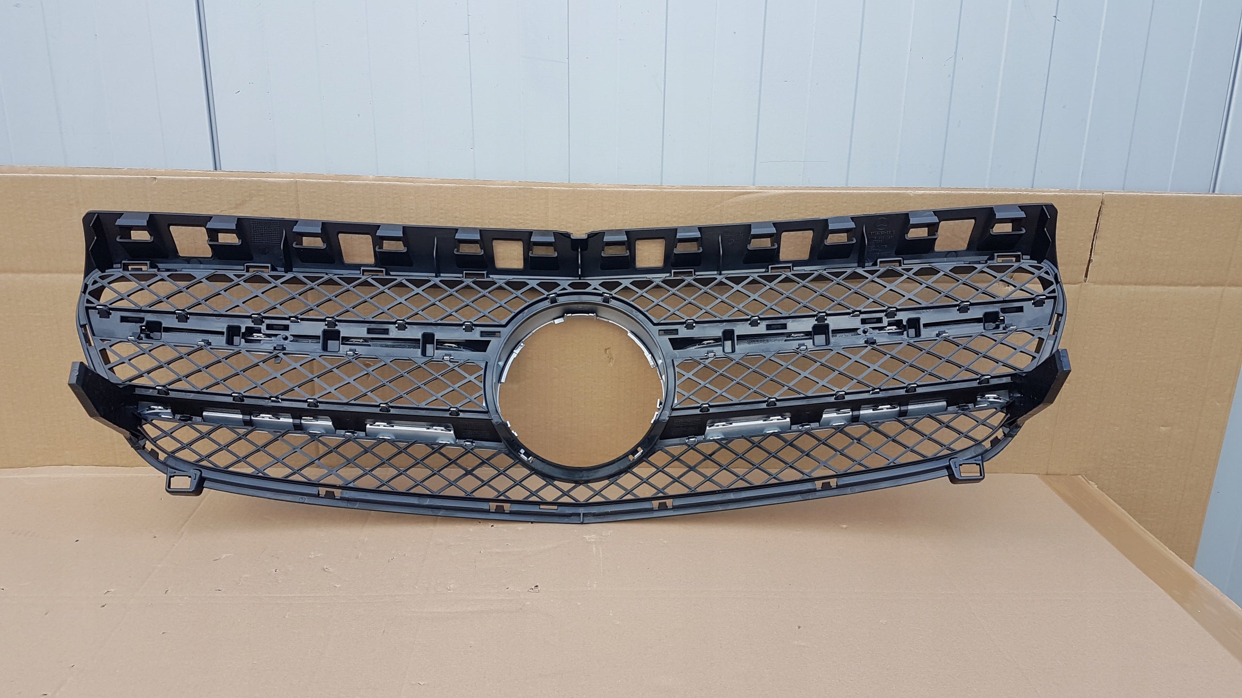 Kühlergrill Mercedes W176 FRONTGRILL Kühlergitter