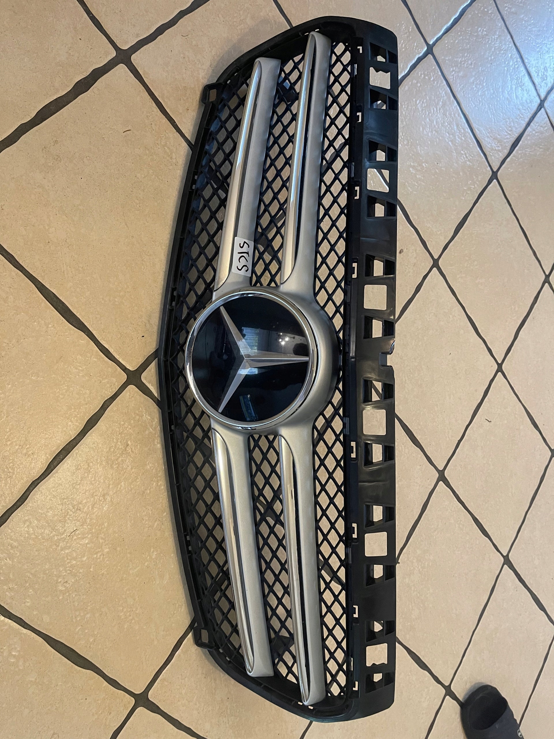 Kühlergrill Mercedes W176 FRONTGRILL Kühlergitter