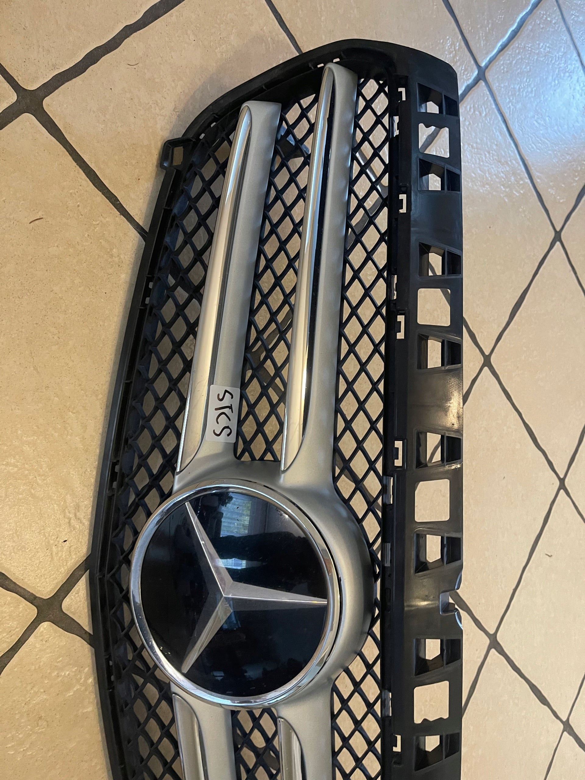 Kühlergrill Mercedes W176 FRONTGRILL Kühlergitter