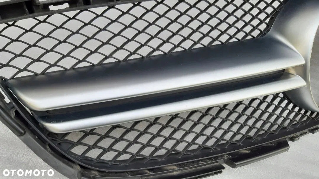 Kühlergrill Mercedes W176 FRONTGRILL A176880100 Kühlergitter