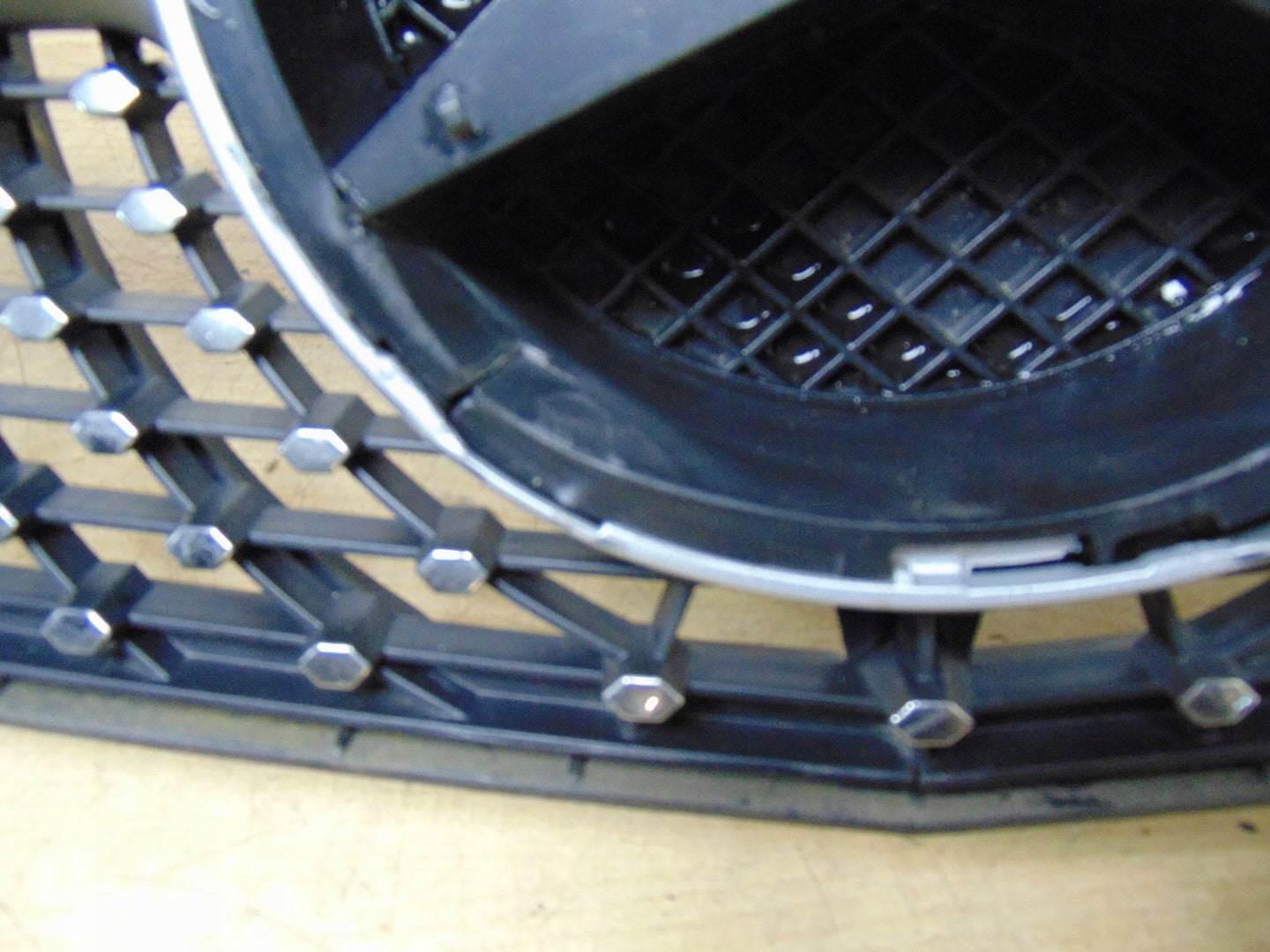 Kühlergrill Mercedes W176 A176 FRONTGRILL A1768881760 Kühlergitter