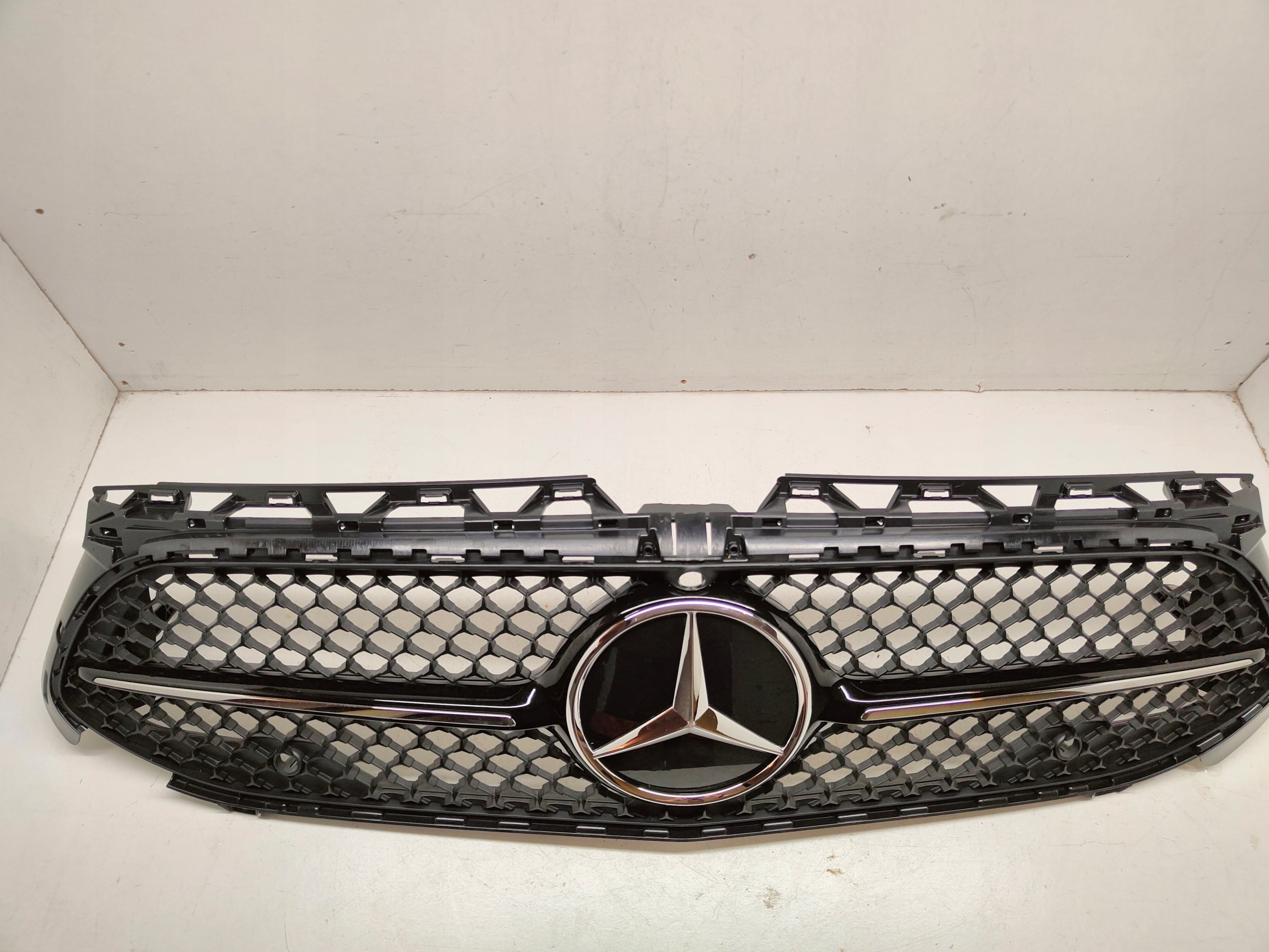 Kühlergrill Mercedes A177 W177 FRONTGRILL A1778885401 Kühlergitter