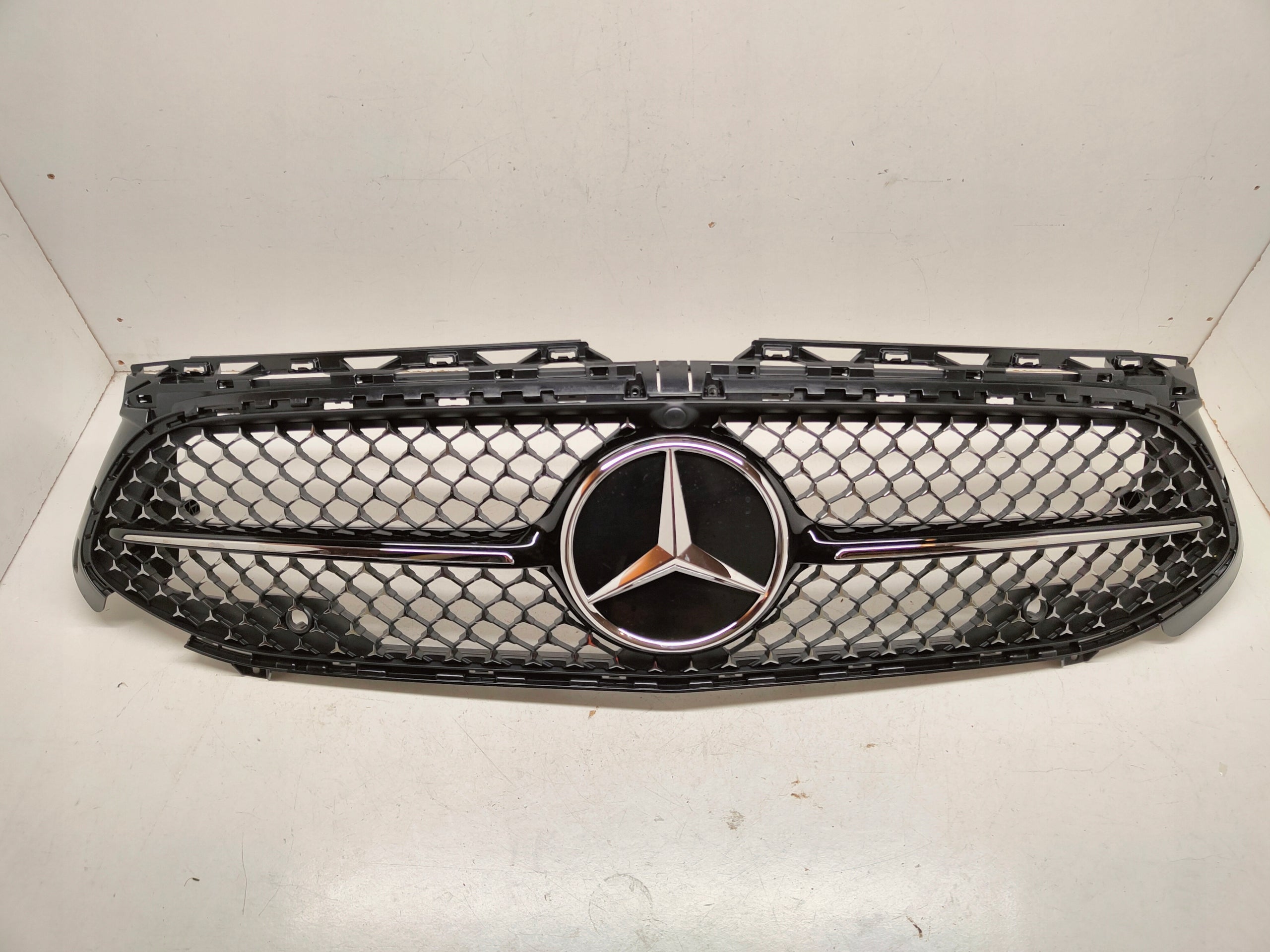 Kühlergrill Mercedes A177 W177 FRONTGRILL A1778885401 Kühlergitter