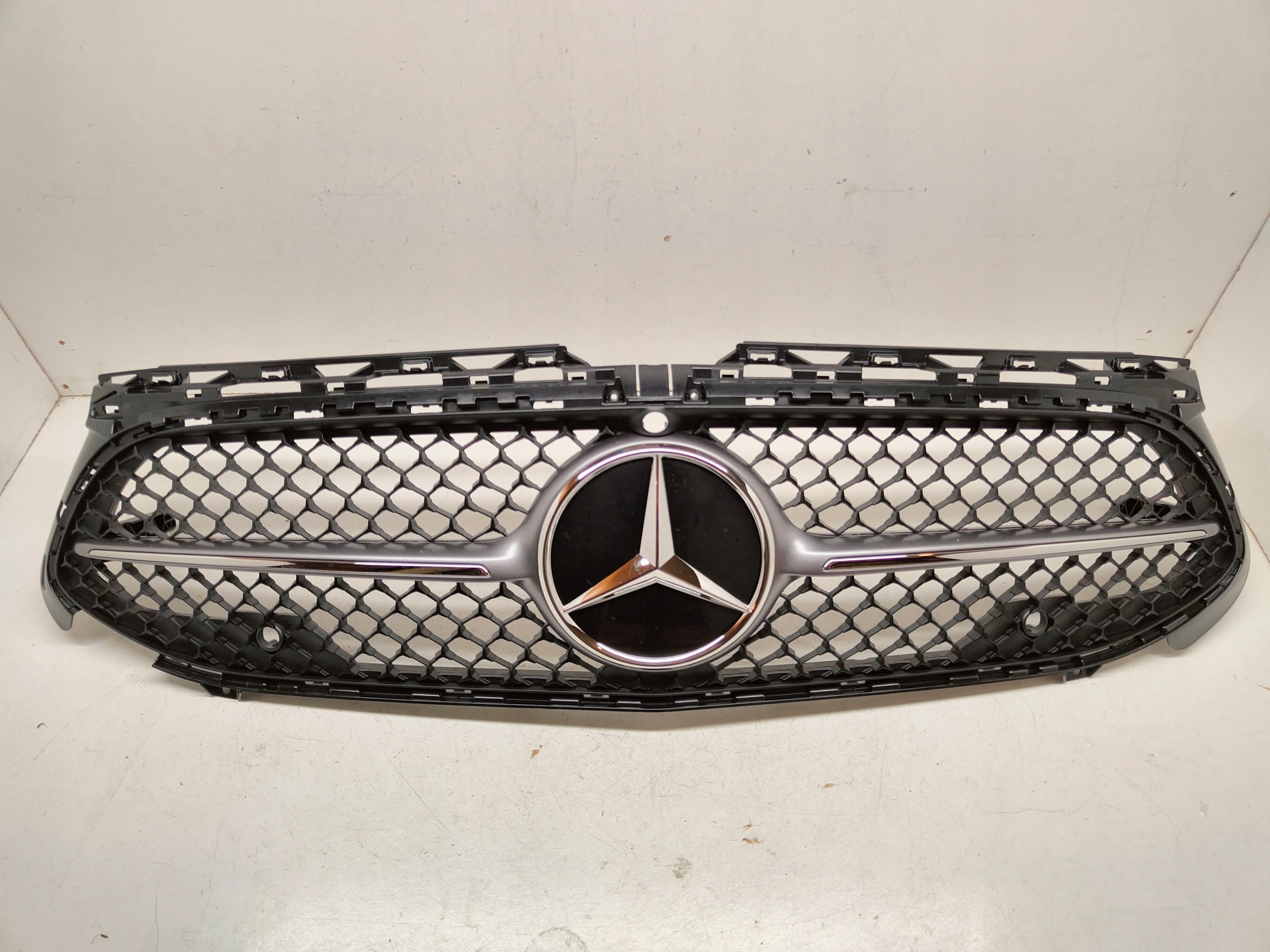 Kühlergrill Mercedes A177 W177 FRONTGRILL A1778885401 Kühlergitter