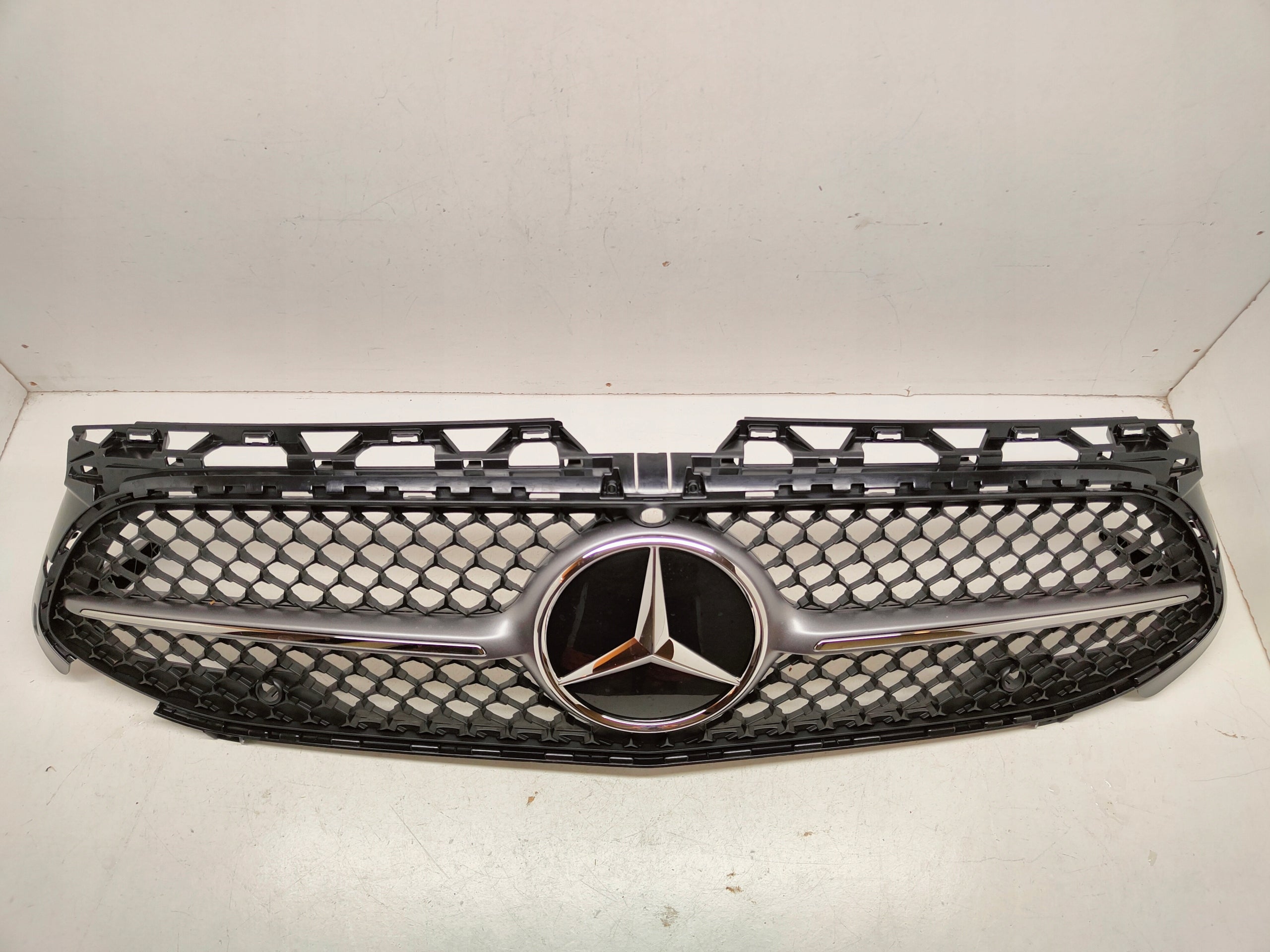 Kühlergrill Mercedes A177 W177 FRONTGRILL A1778885401 Kühlergitter