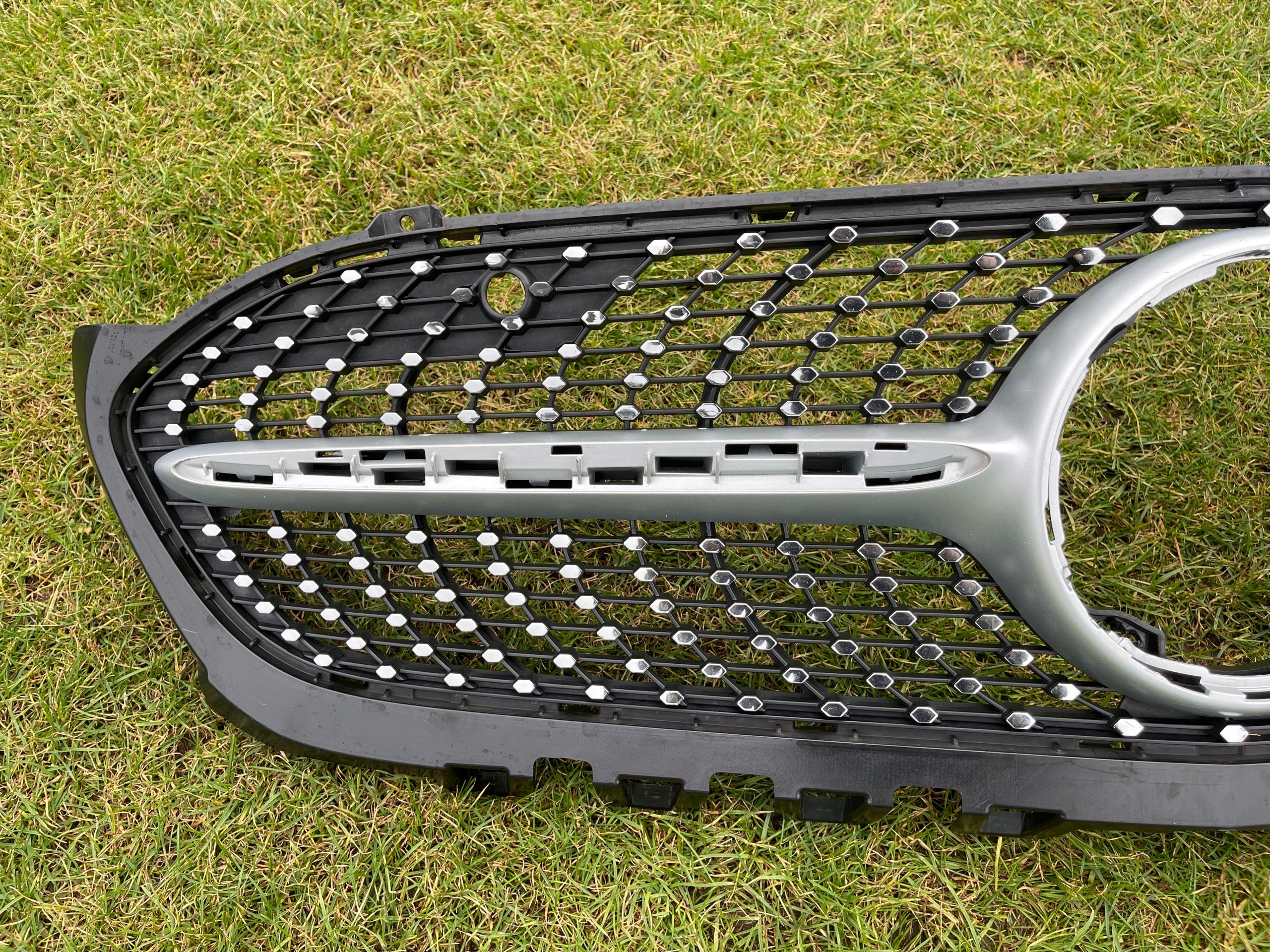 Kühlergrill Mercedes A177 W177 FRONTGRILL A1778880200 Kühlergitter