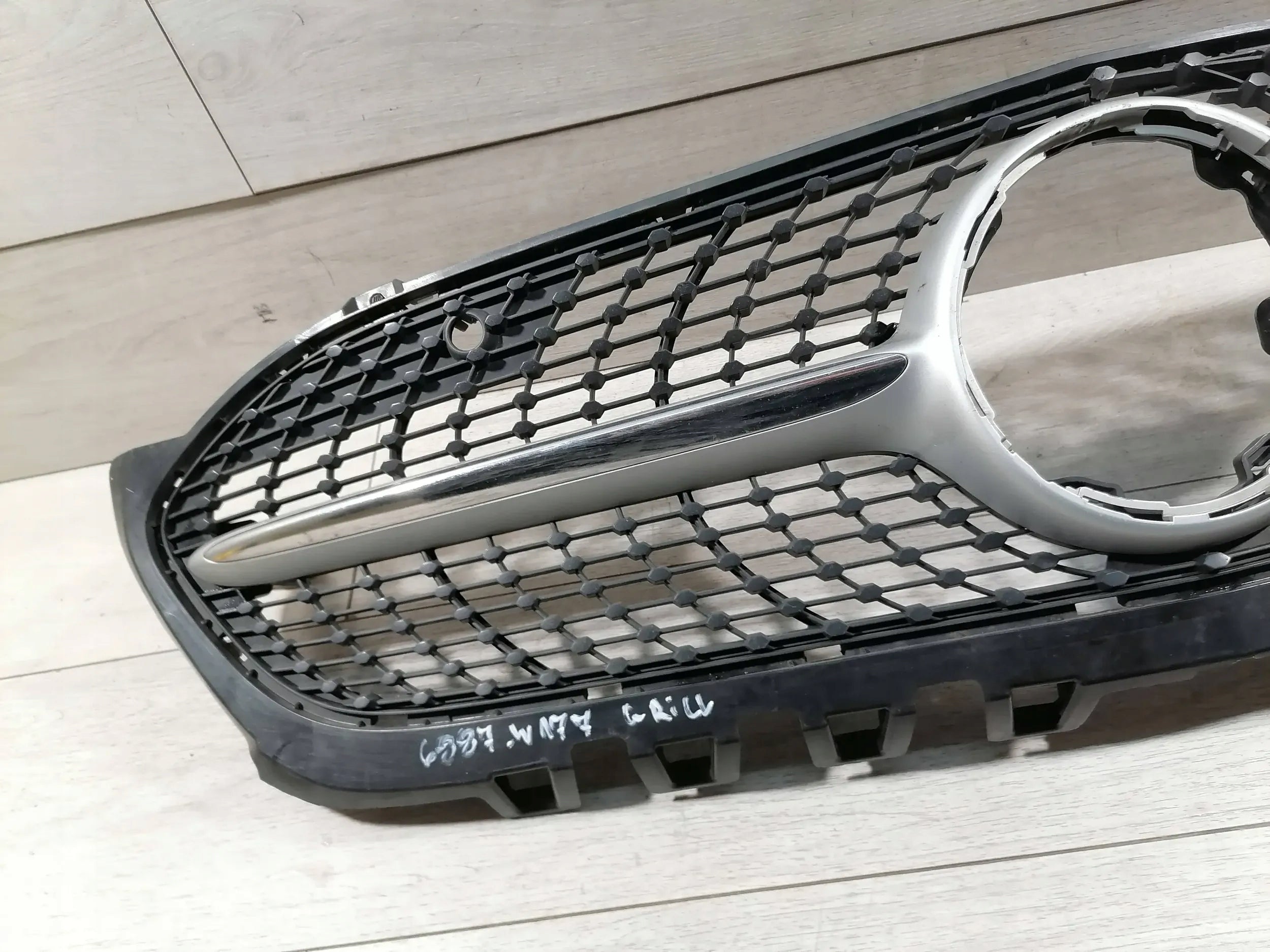 Kühlergrill Mercedes A177 W177 FRONTGRILL A1778880200 Kühlergitter