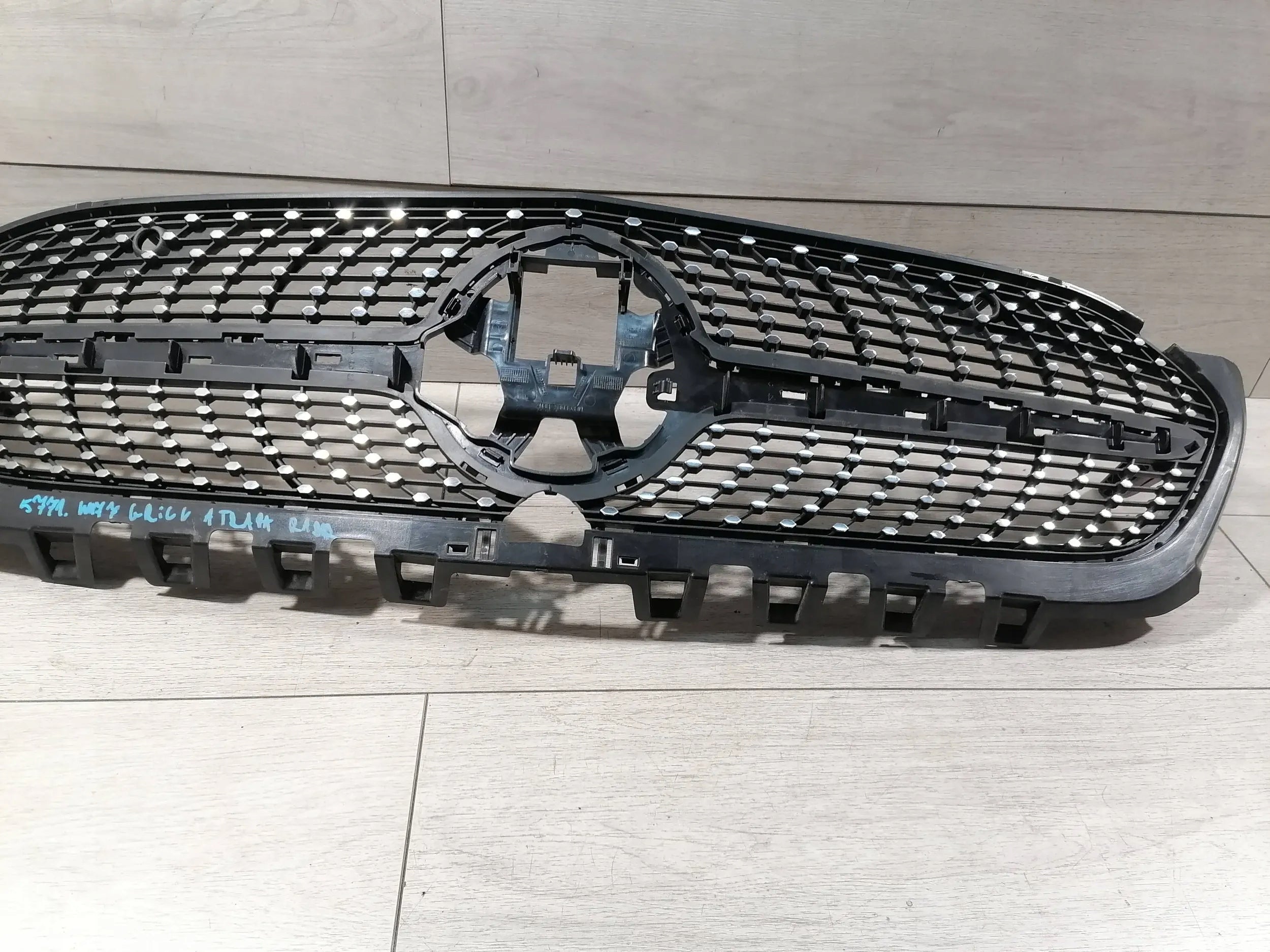 Kühlergrill Mercedes A177 W177 FRONTGRILL A1778884100 Kühlergitter