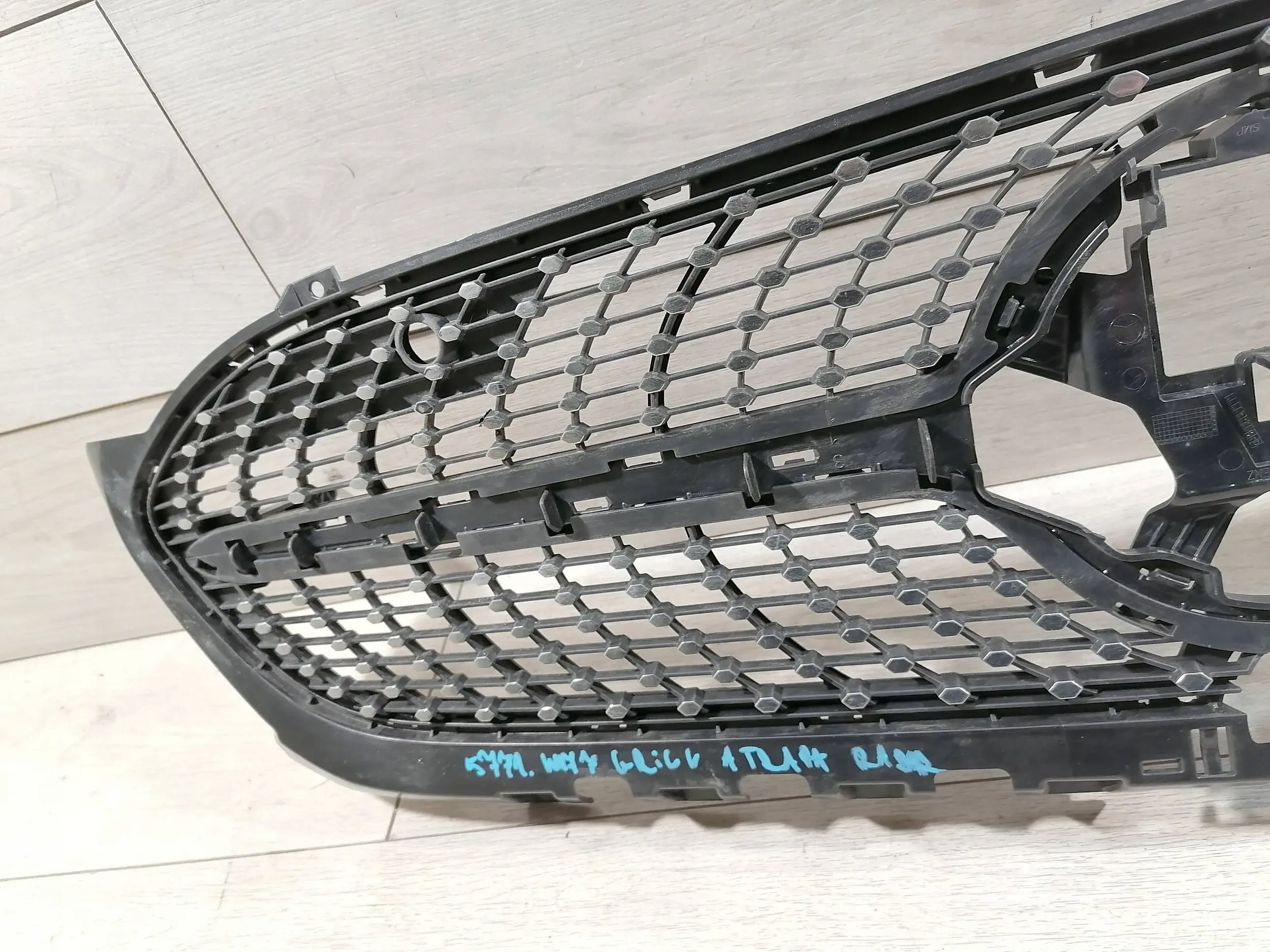 Kühlergrill Mercedes A177 W177 FRONTGRILL A1778884100 Kühlergitter