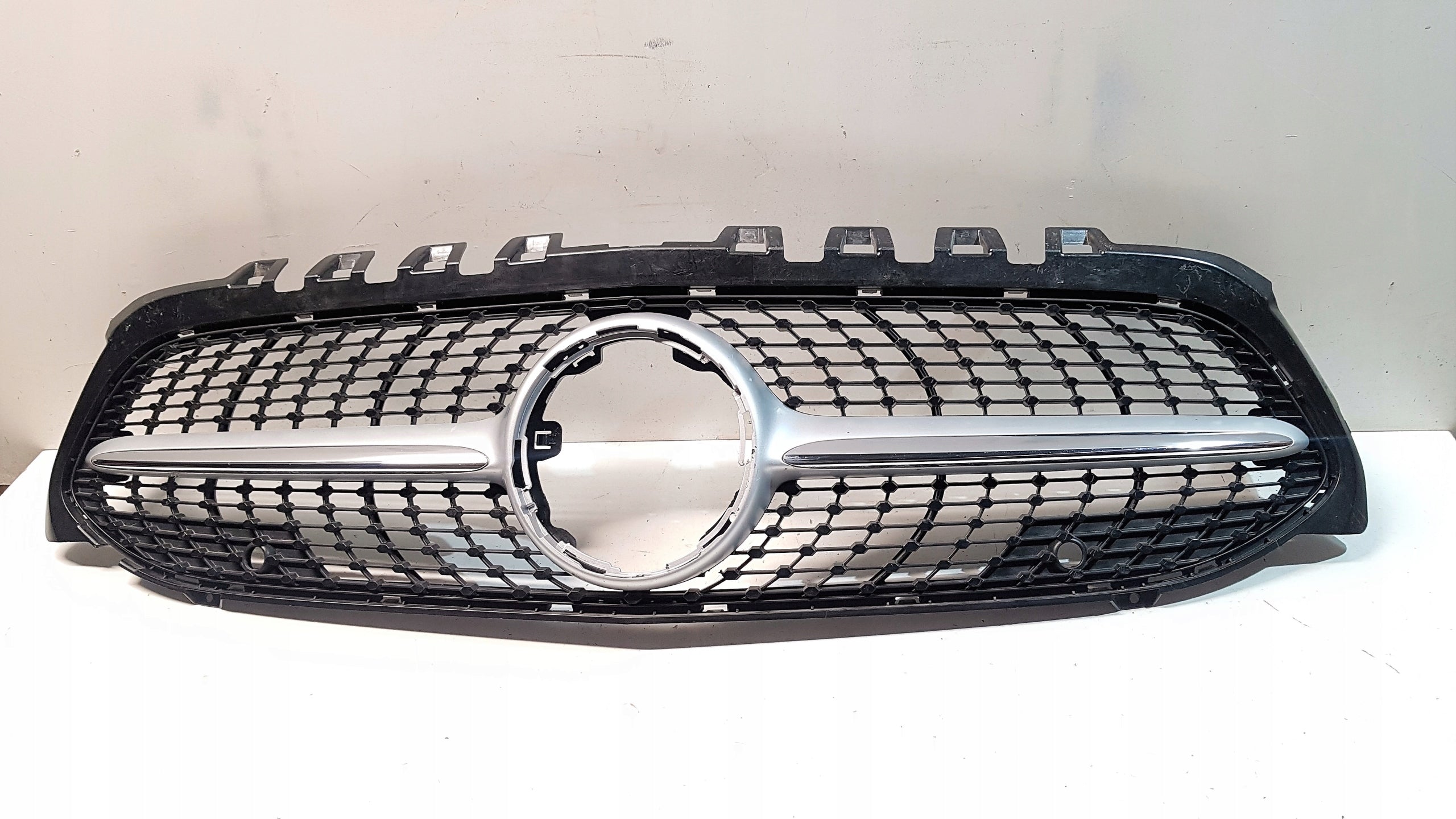 Kühlergrill Mercedes W177 FRONTGRILL A1778806803 Kühlergitter