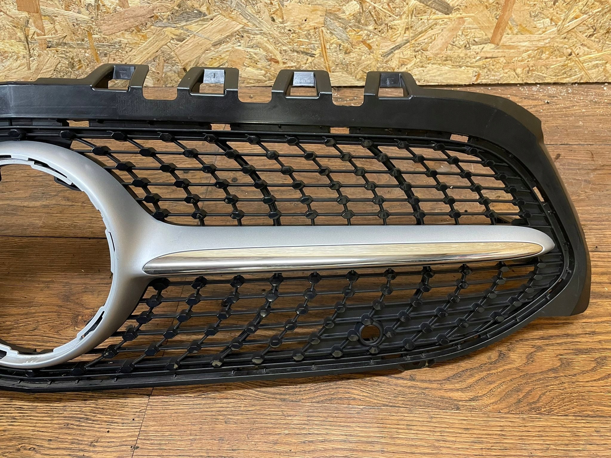 Kühlergrill Mercedes W177 FRONTGRILL Kühlergitter