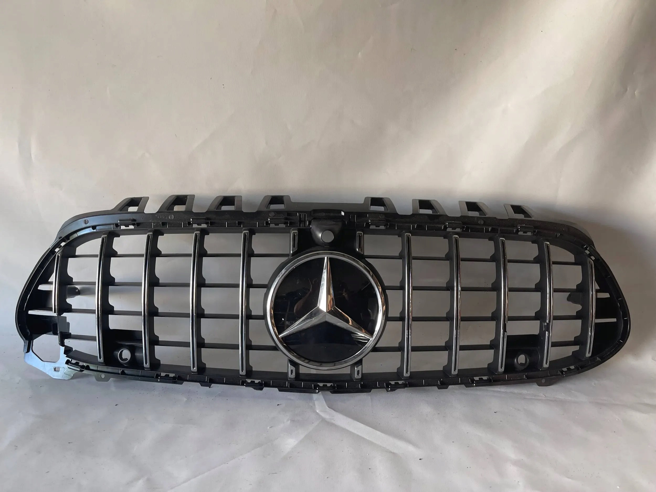 Kühlergrill Mercedes A177 W177 FRONTGRILL A1778882000 Kühlergitter