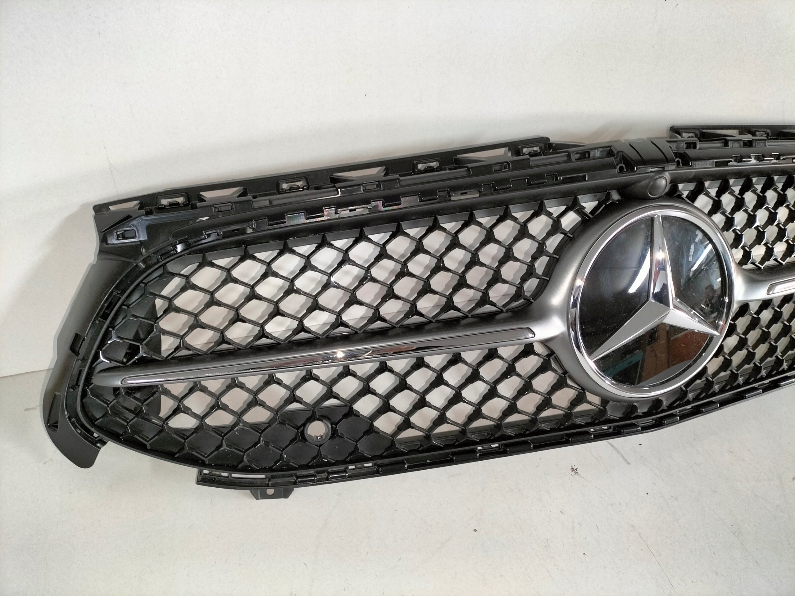 Kühlergrill Mercedes A177 W177 FRONTGRILL A1778888300 Kühlergitter