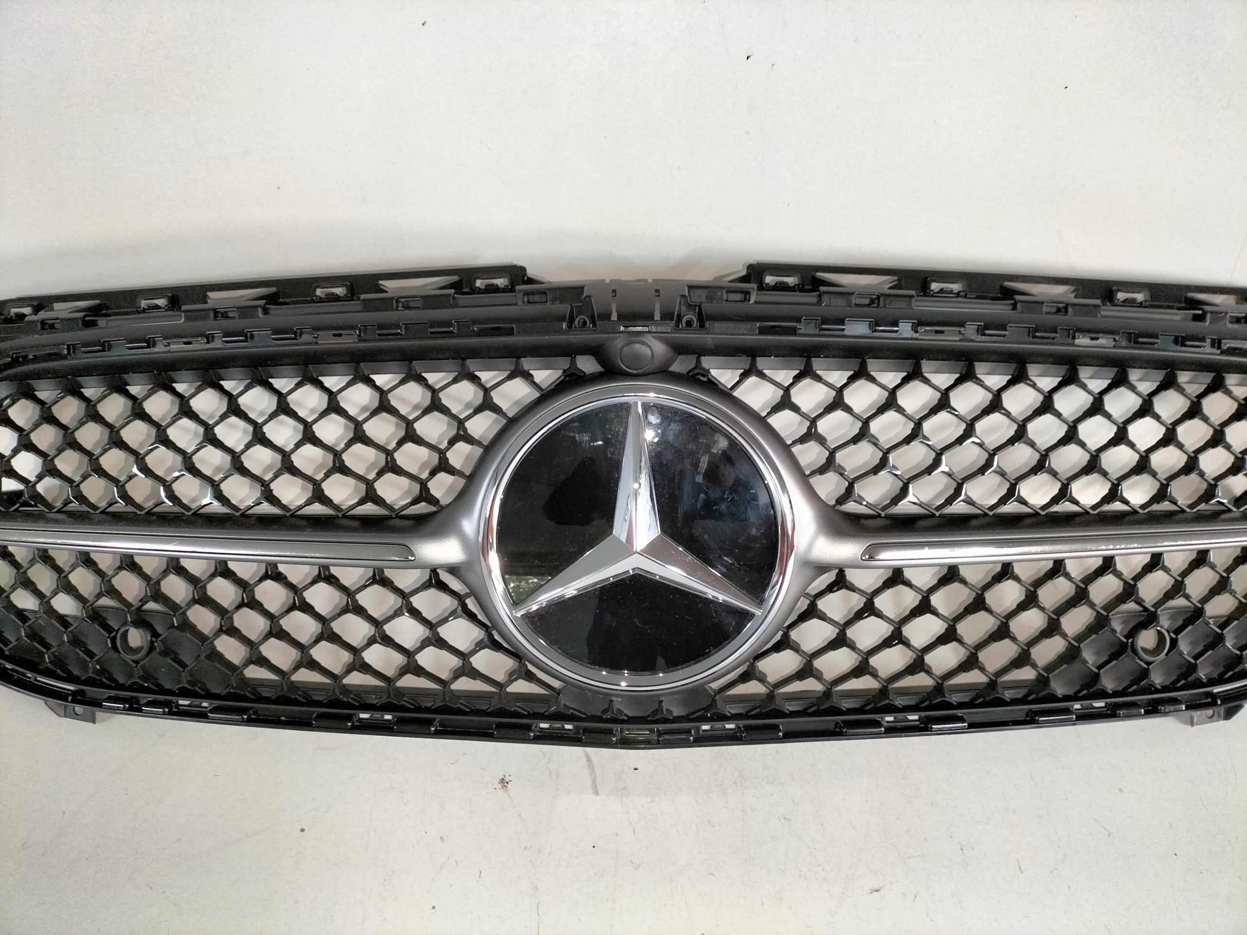 Kühlergrill Mercedes A177 W177 FRONTGRILL A1778888300 Kühlergitter