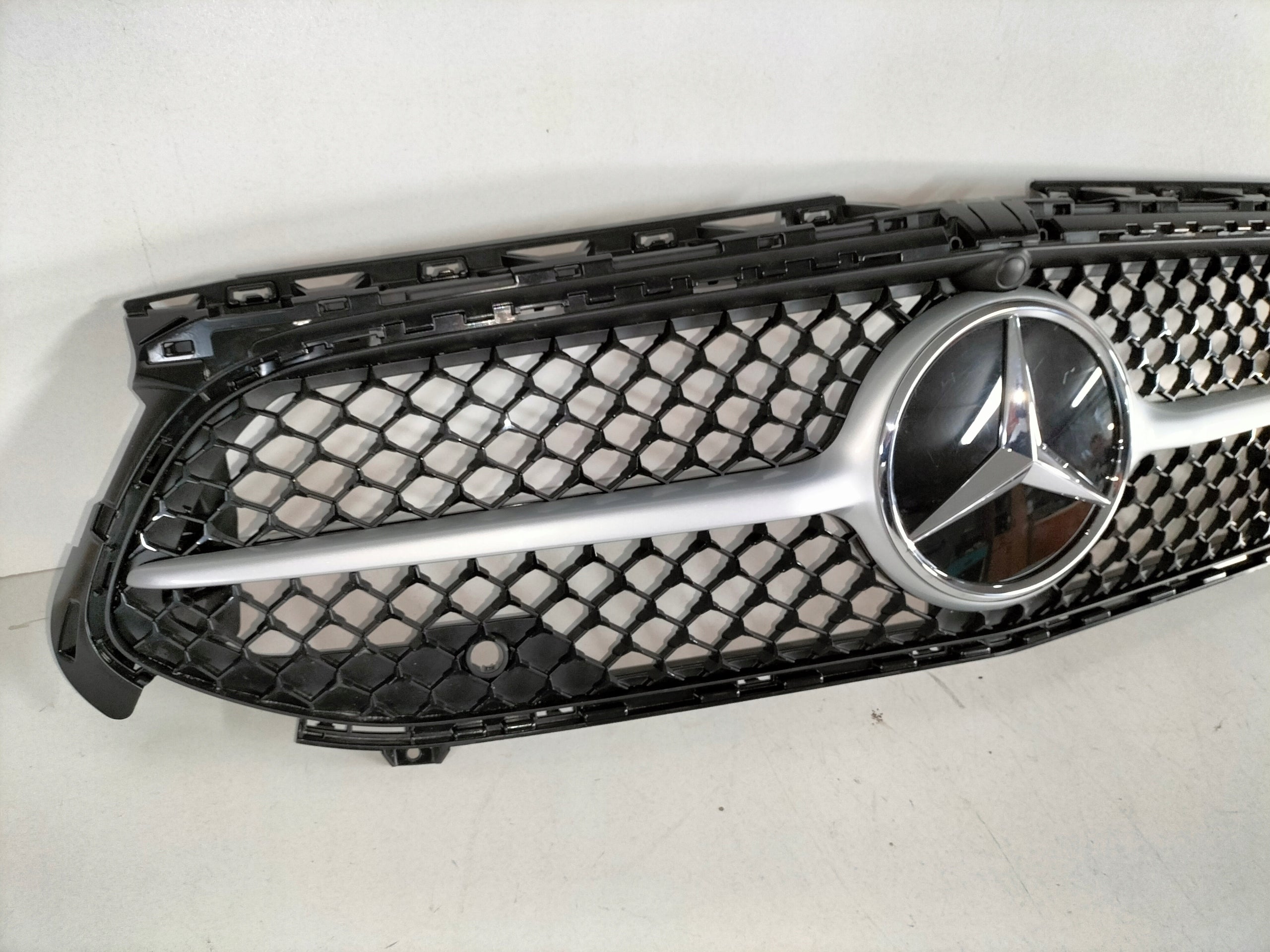 Kühlergrill Mercedes A177 W177 FRONTGRILL A1778888300 Kühlergitter