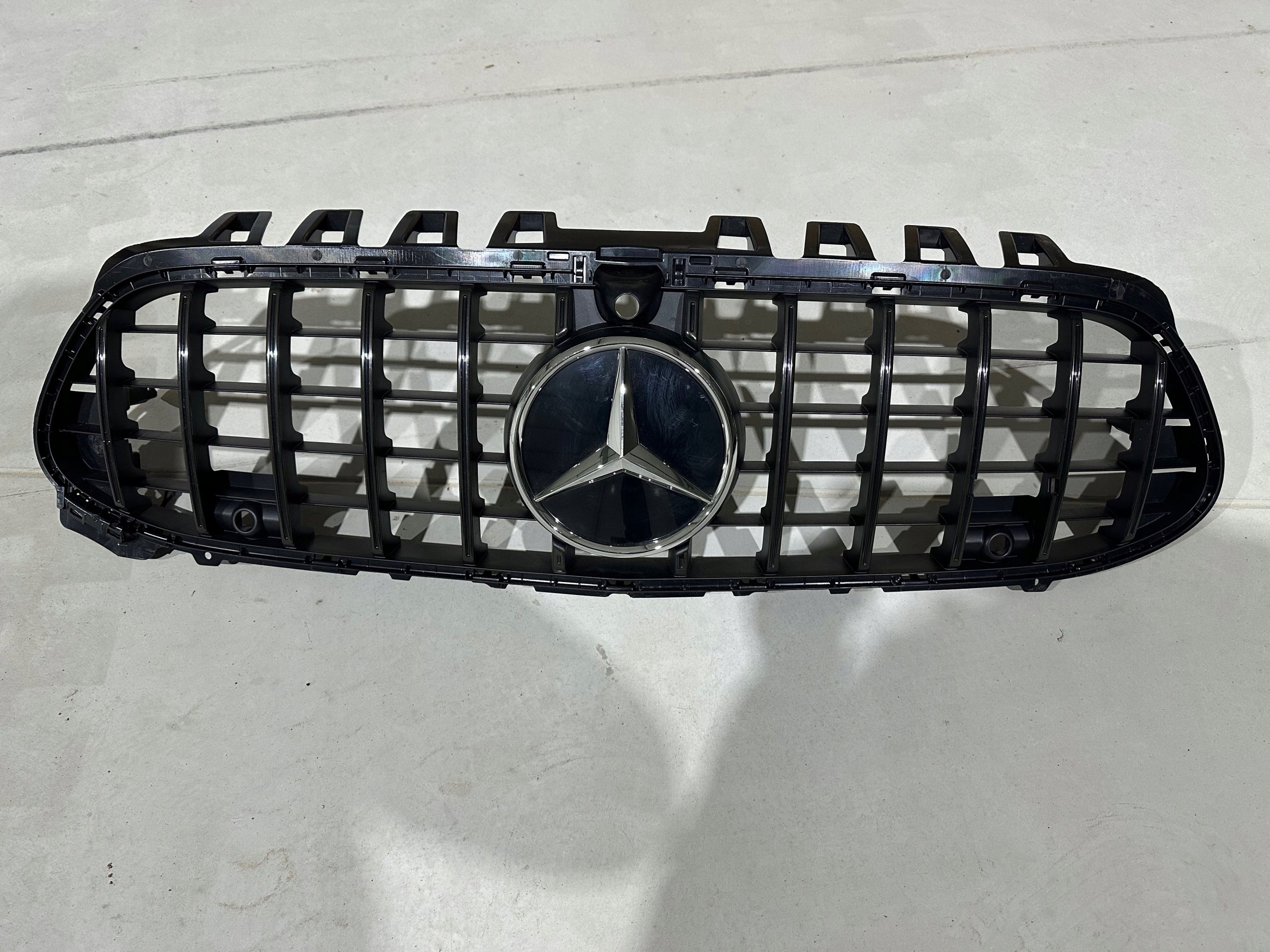 Kühlergrill Mercedes A177 W177 FRONTGRILL A1778888200 Kühlergitter