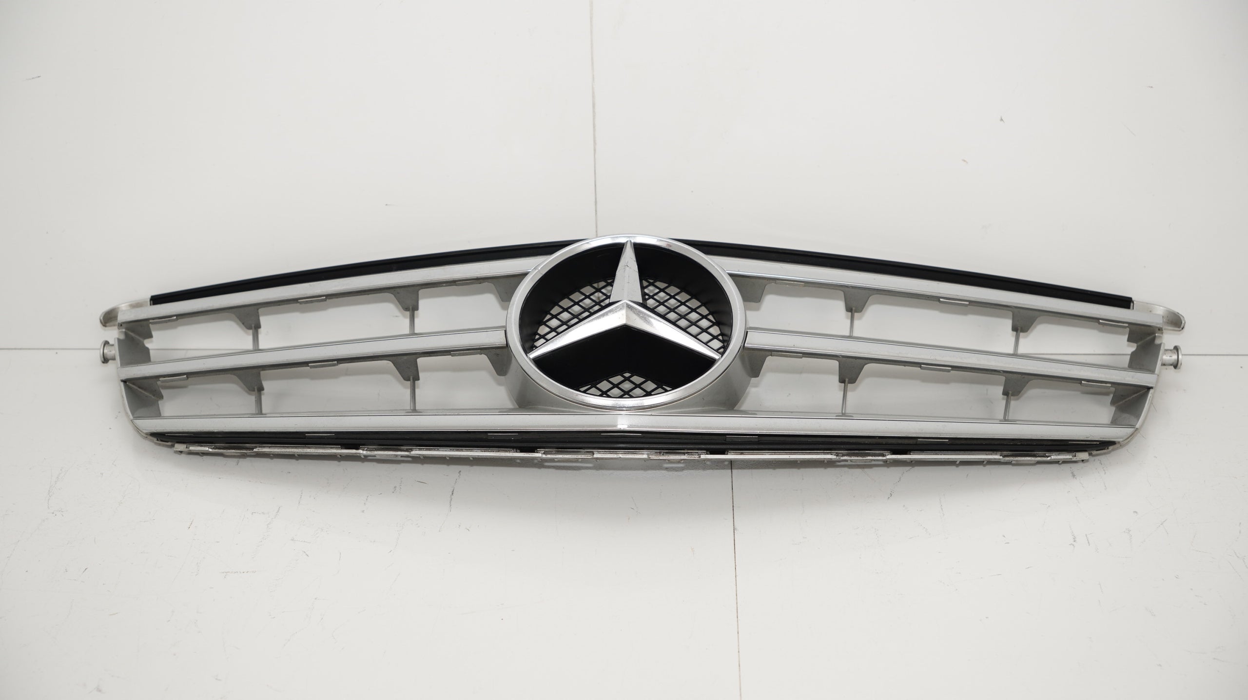 Kühlergrill Mercedes W204 FRONTGRILL Kühlergitter