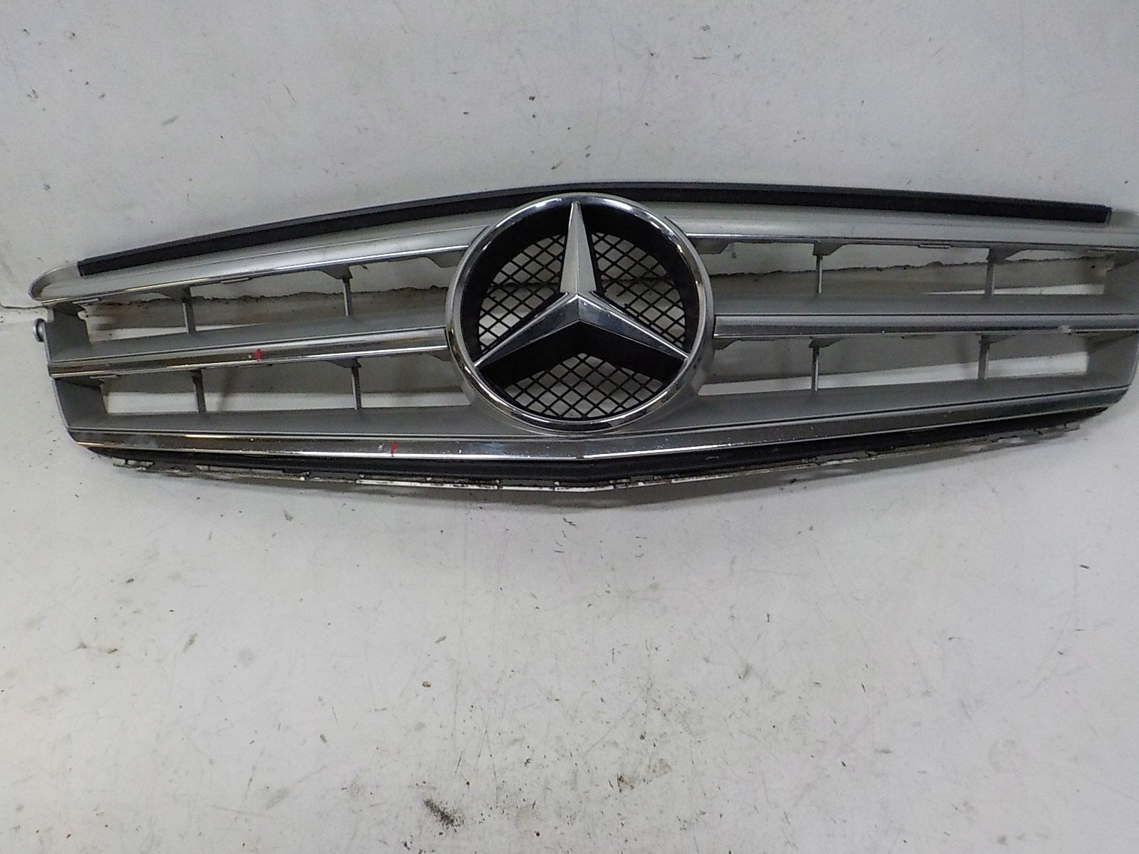 Kühlergrill Mercedes A204 W204 FRONTGRILL A2048800023 Kühlergitter