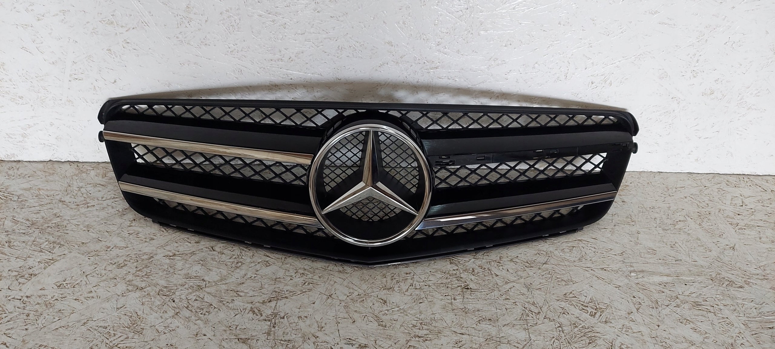 Kühlergrill Mercedes W204 FRONTGRILL A2048880160 Kühlergitter