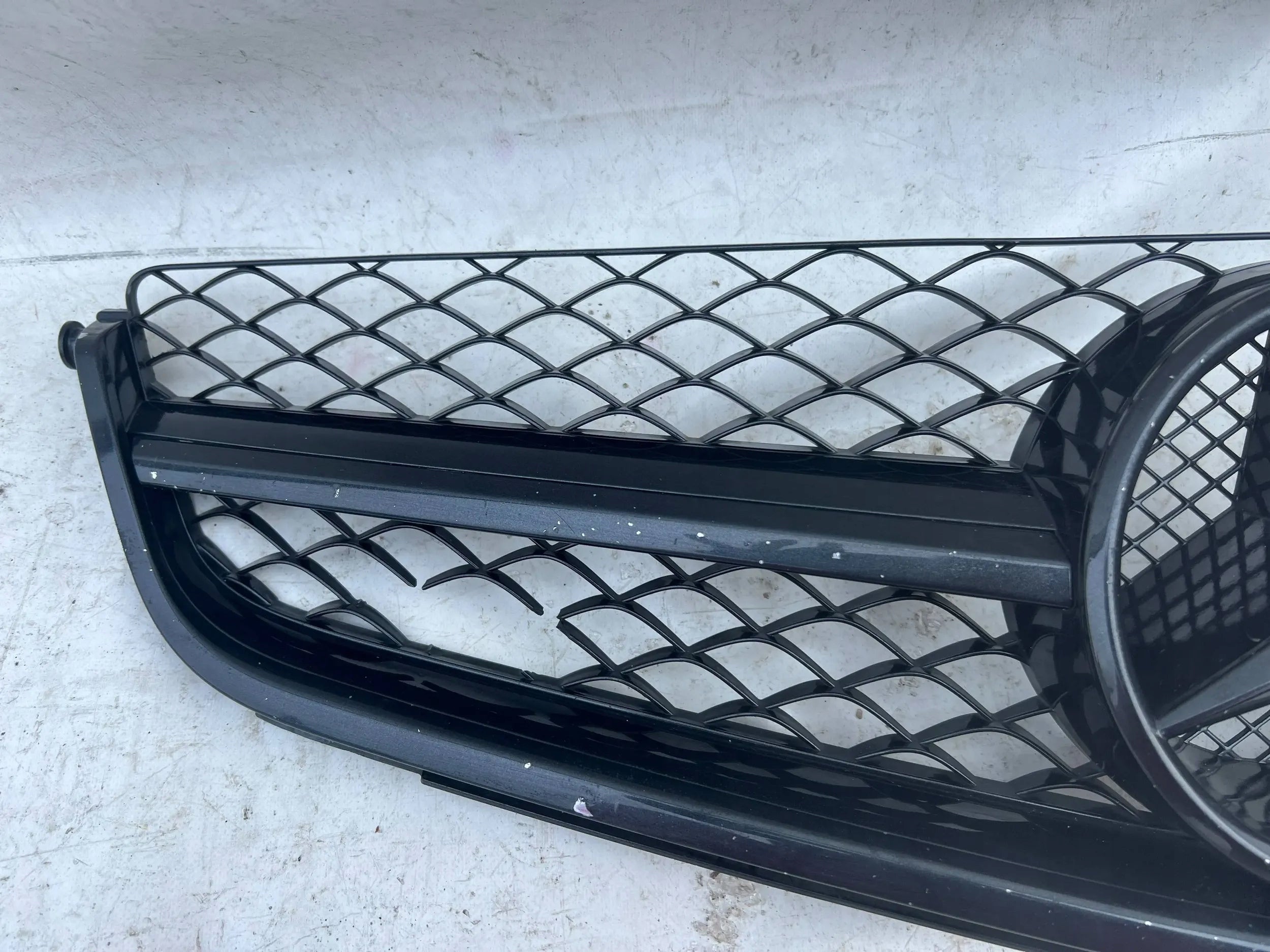 Kühlergrill Mercedes W204 FRONTGRILL A2048802483 Kühlergitter