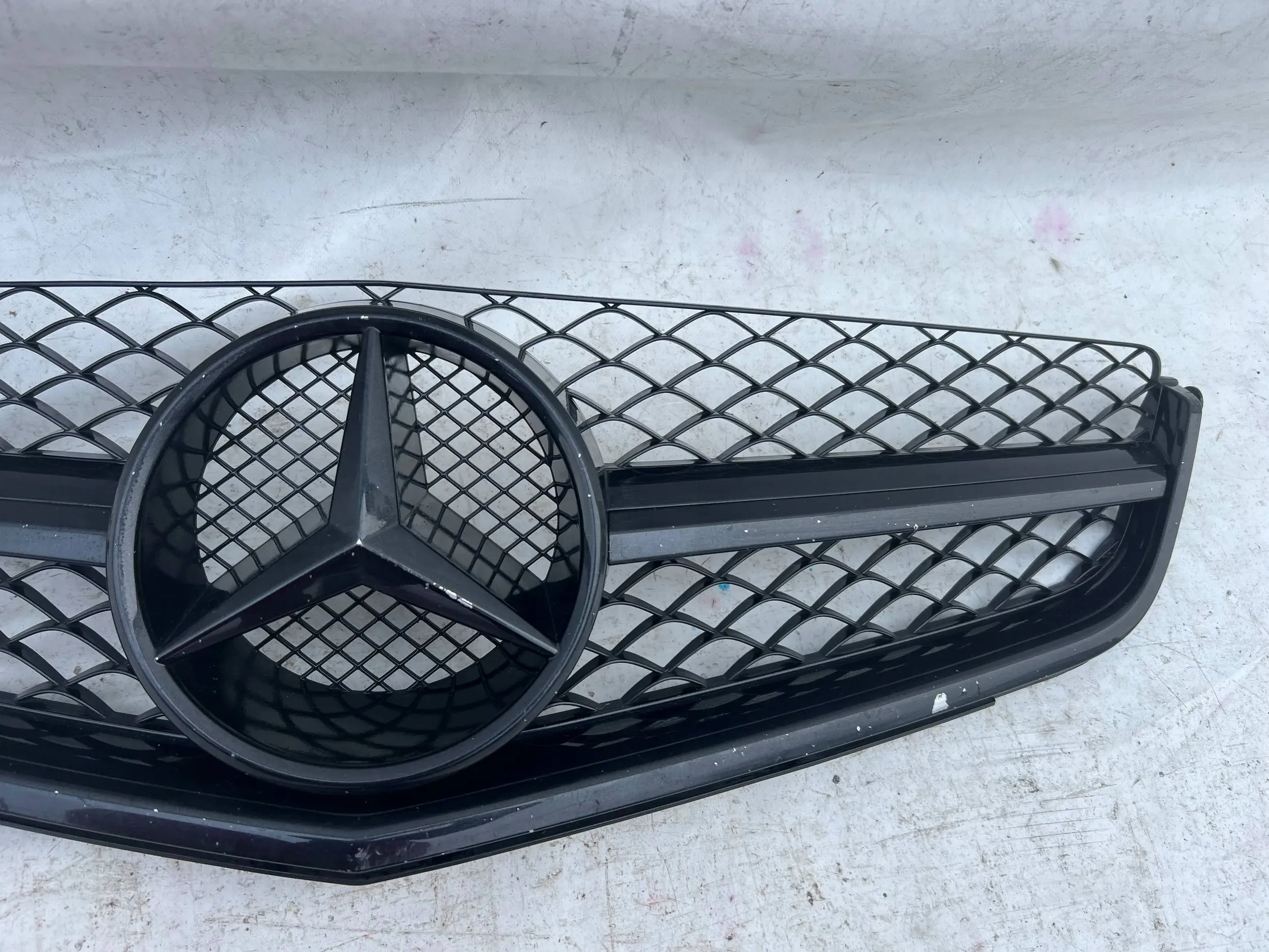 Kühlergrill Mercedes W204 FRONTGRILL A2048802483 Kühlergitter