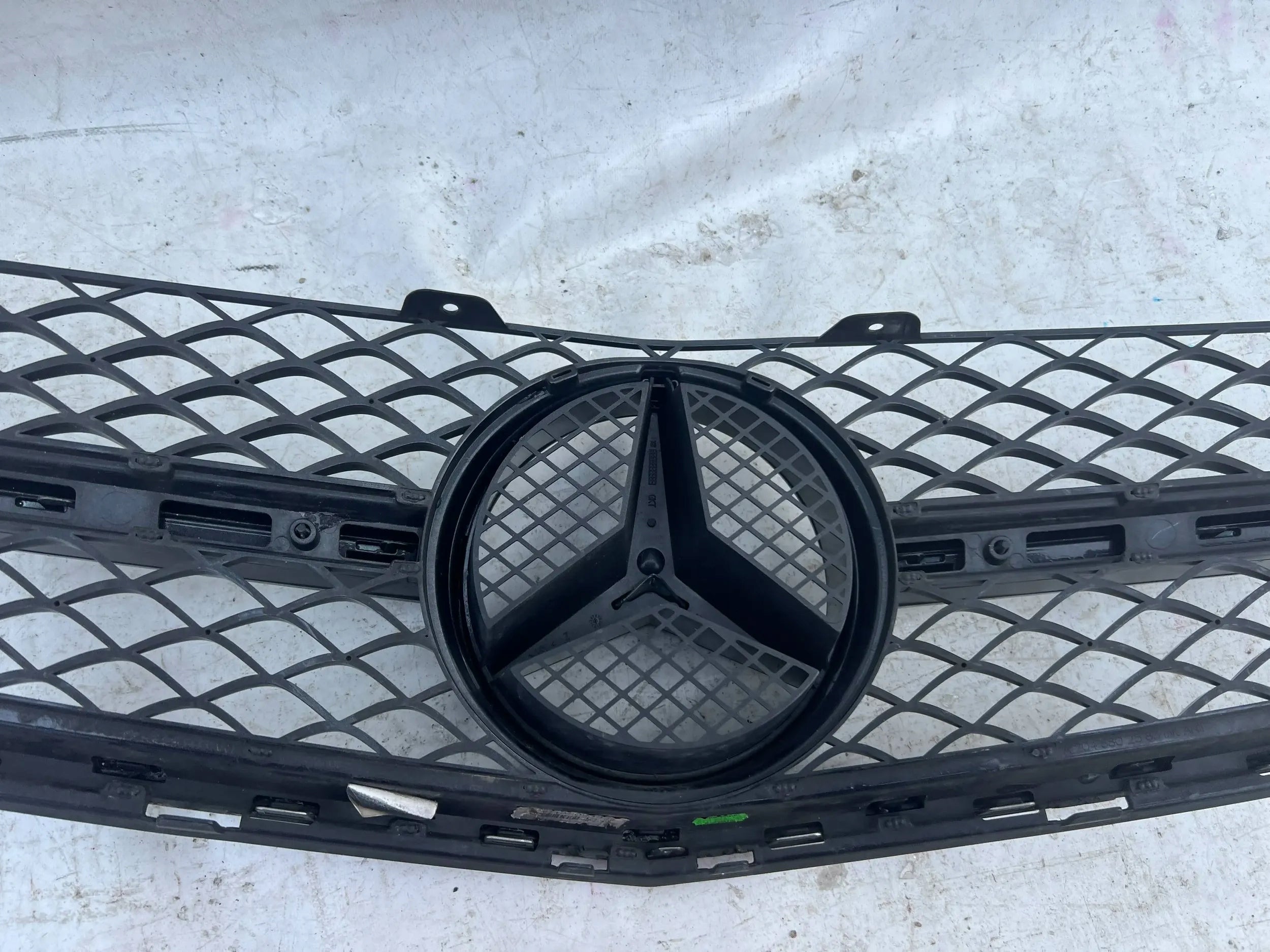 Kühlergrill Mercedes W204 FRONTGRILL A2048802483 Kühlergitter