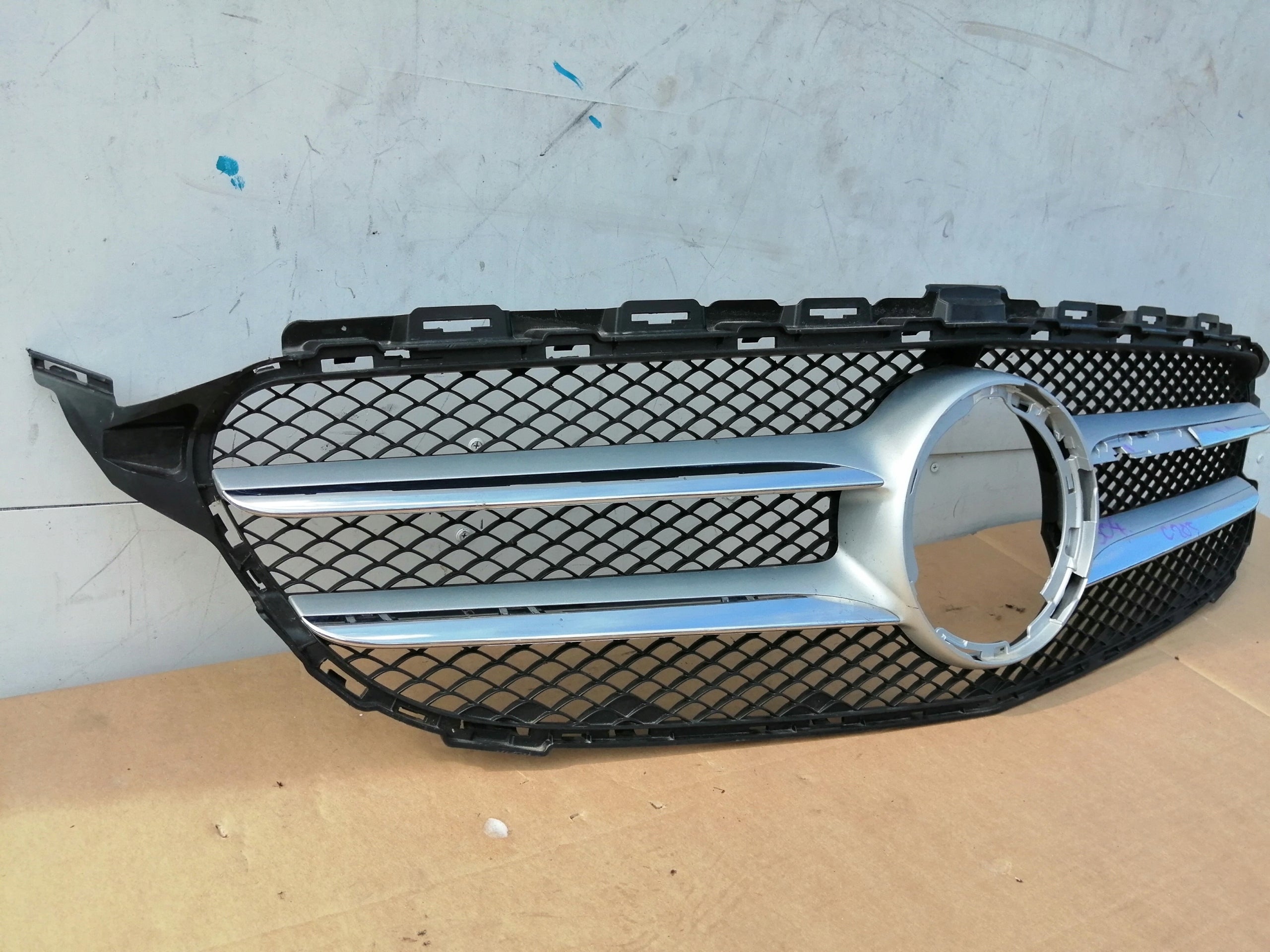 Kühlergrill Mercedes W205 FRONTGRILL A2058801704 Kühlergitter