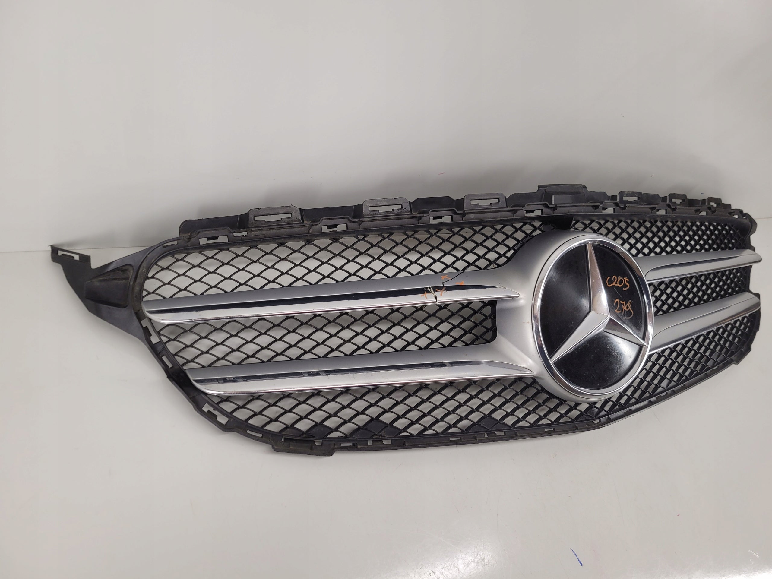 Kühlergrill Mercedes W205 FRONTGRILL A2058801704 Kühlergitter