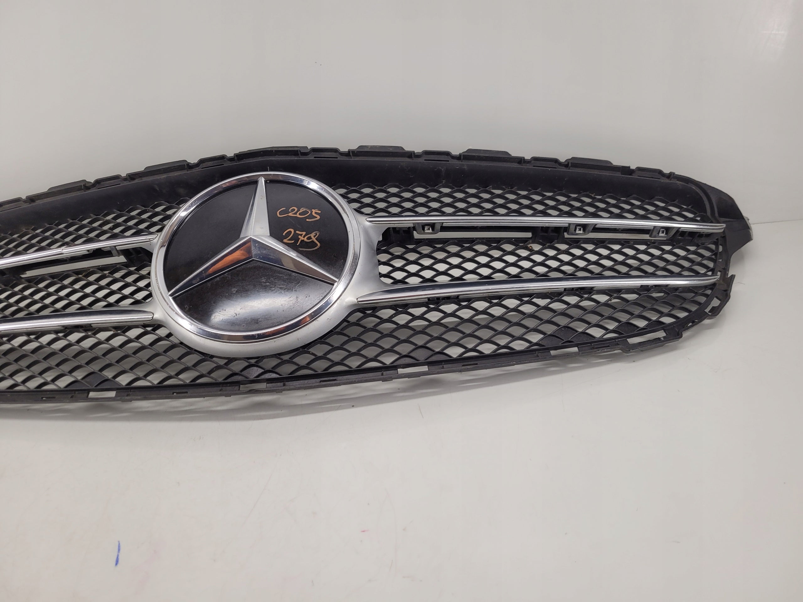 Kühlergrill Mercedes W205 FRONTGRILL A2058801704 Kühlergitter