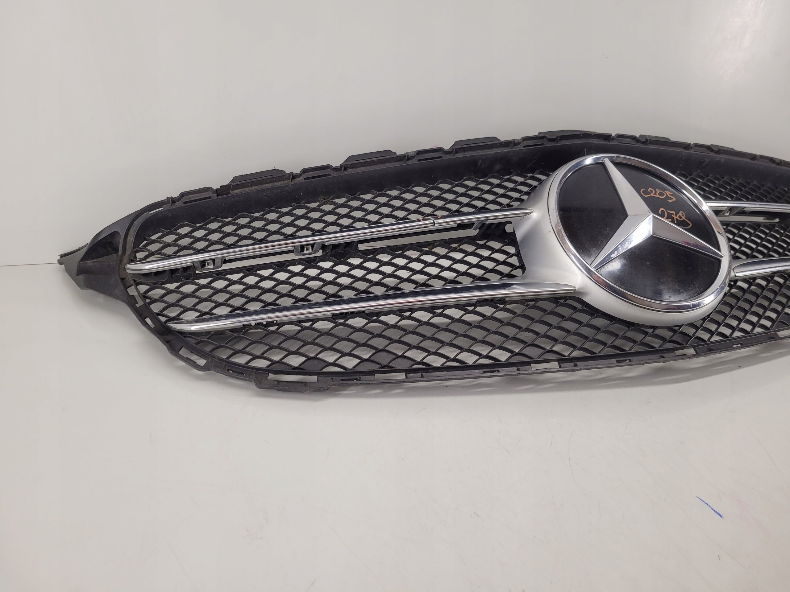 Kühlergrill Mercedes W205 FRONTGRILL A2058801704 Kühlergitter