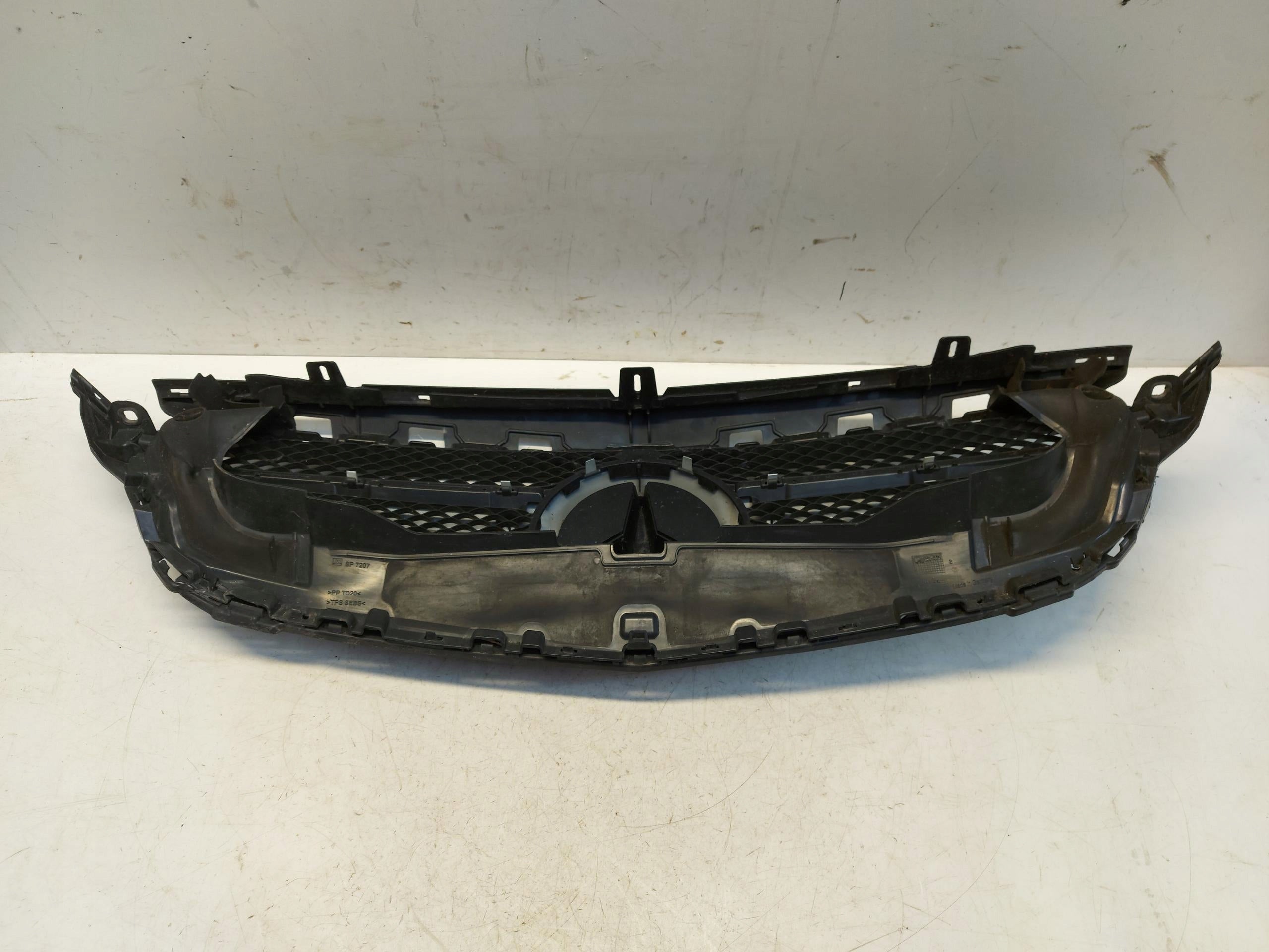 Kühlergrill Mercedes W205 A205 FRONTGRILL A2055051830 Kühlergitter