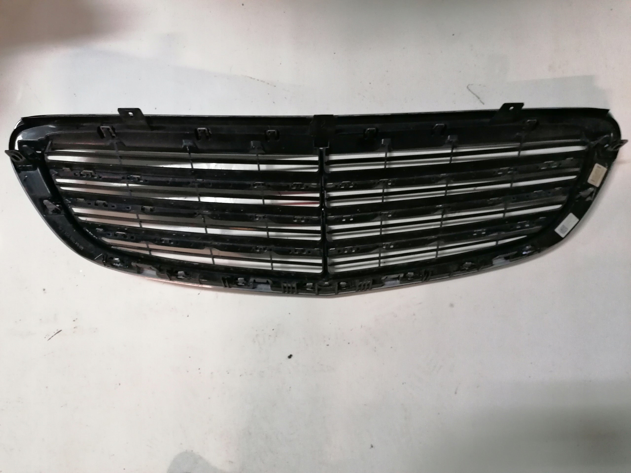 Kühlergrill Mercedes W205 A205 FRONTGRILL A2058802683 Kühlergitter