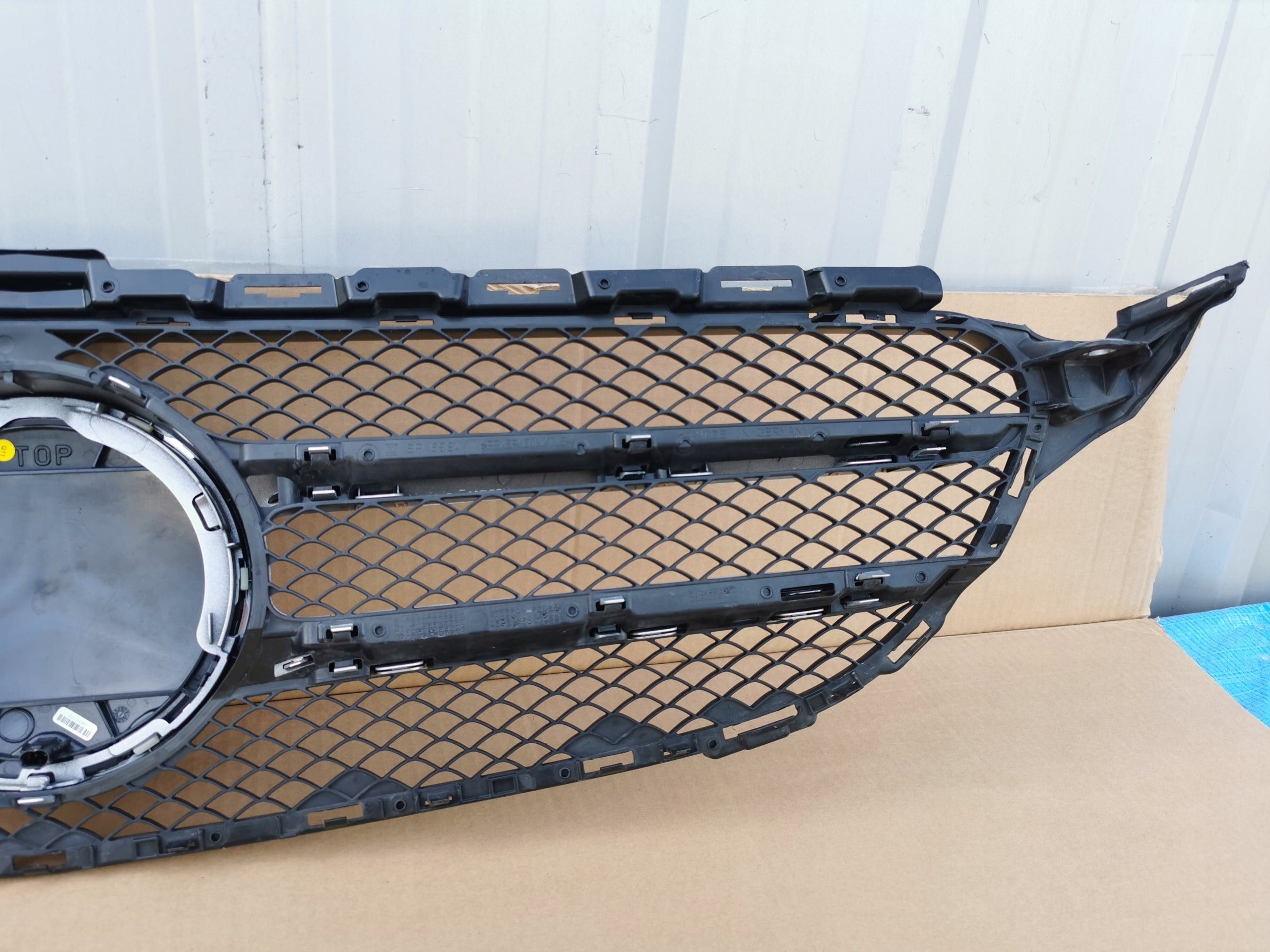 Kühlergrill Mercedes W205 FRONTGRILL A2058809804 Kühlergitter