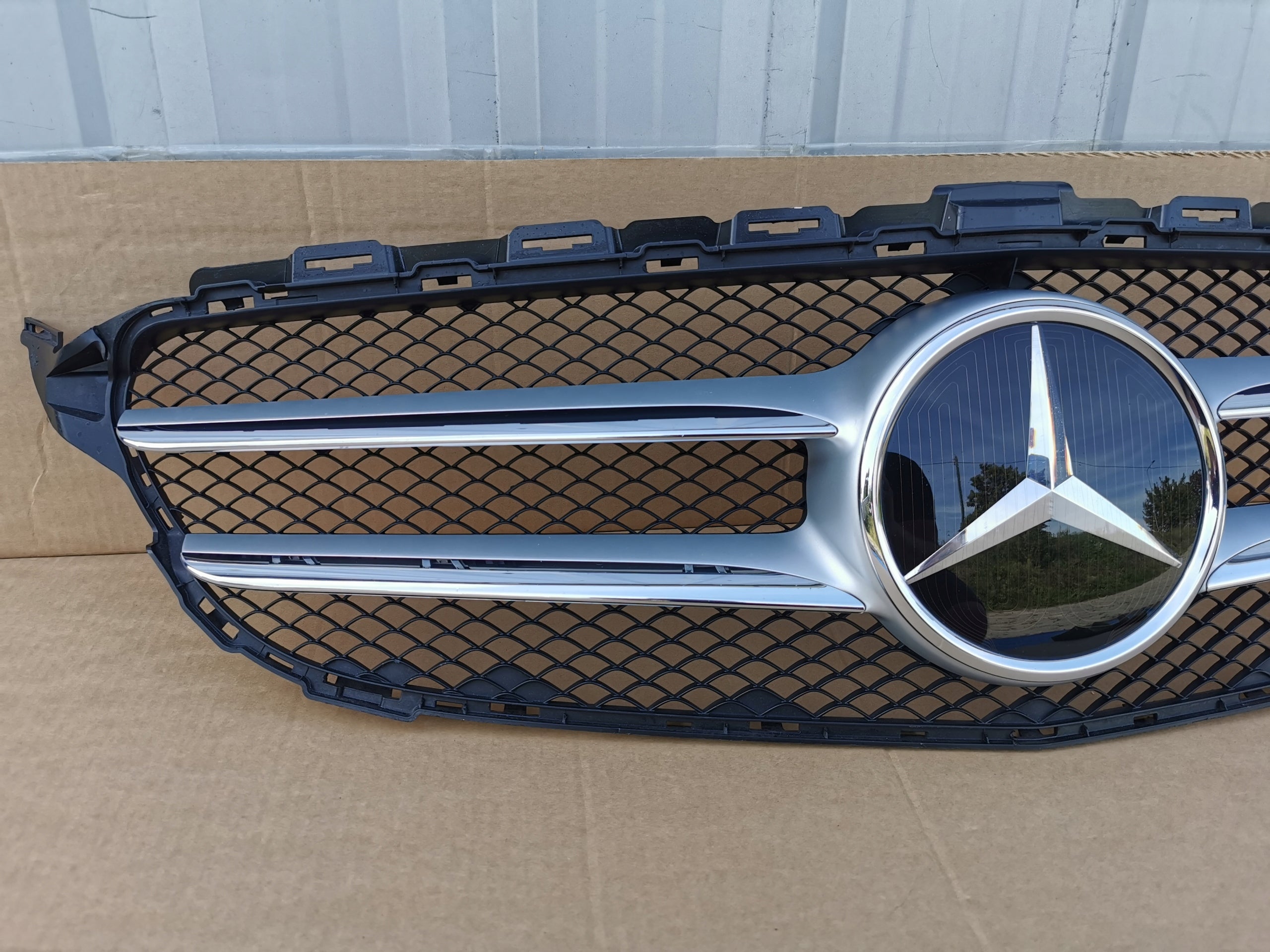 Kühlergrill Mercedes W205 FRONTGRILL A2058809804 Kühlergitter