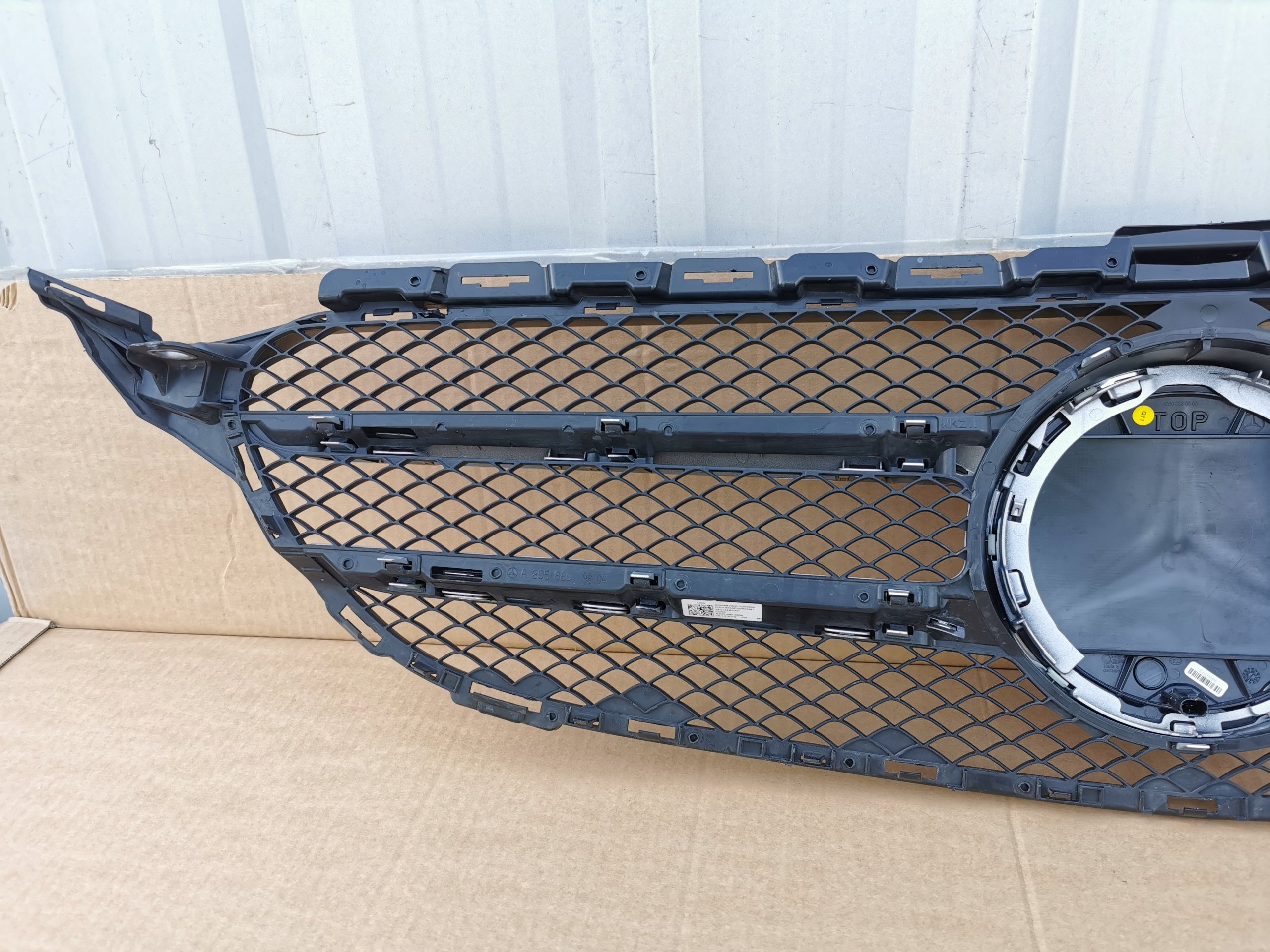 Kühlergrill Mercedes W205 FRONTGRILL A2058809804 Kühlergitter