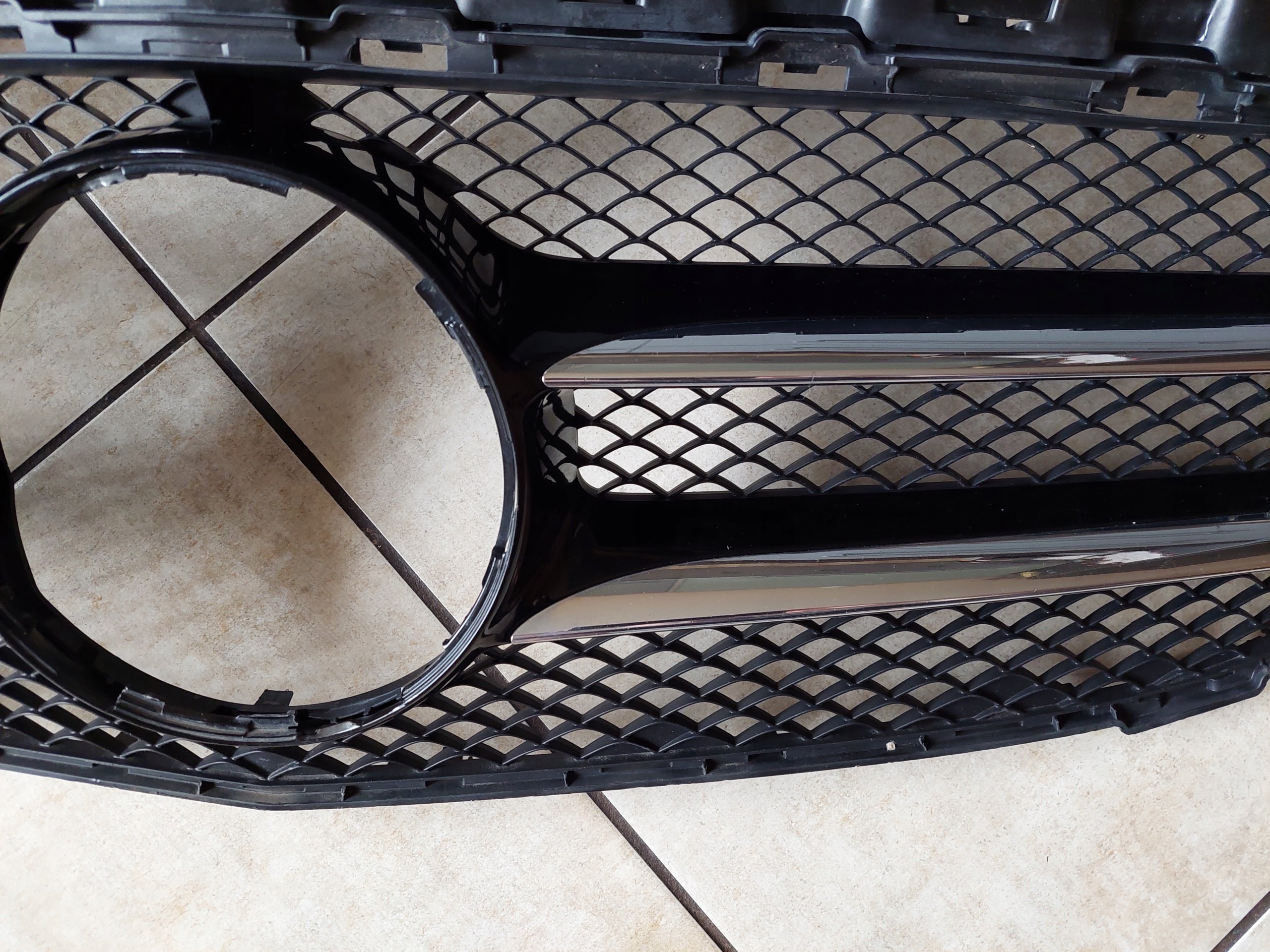 Kühlergrill Mercedes W205 FRONTGRILL A2058880023 Kühlergitter