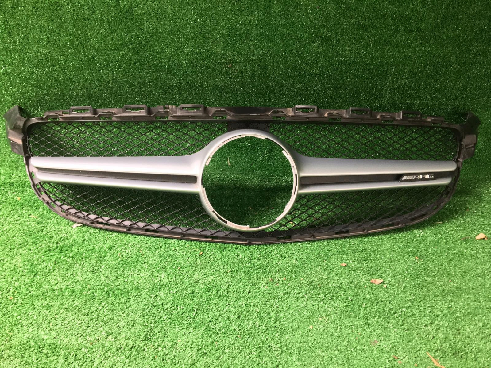 Kühlergrill Mercedes W205 FRONTGRILL A2058880223 Kühlergitter