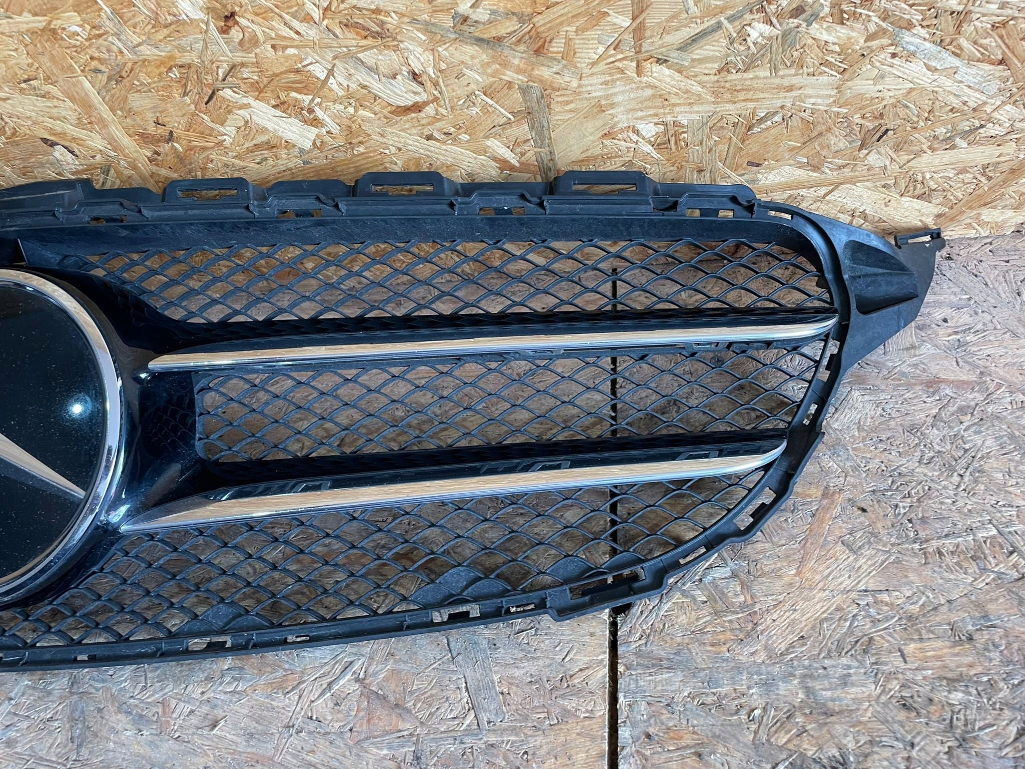 Kühlergrill Mercedes W205 FRONTGRILL Kühlergitter