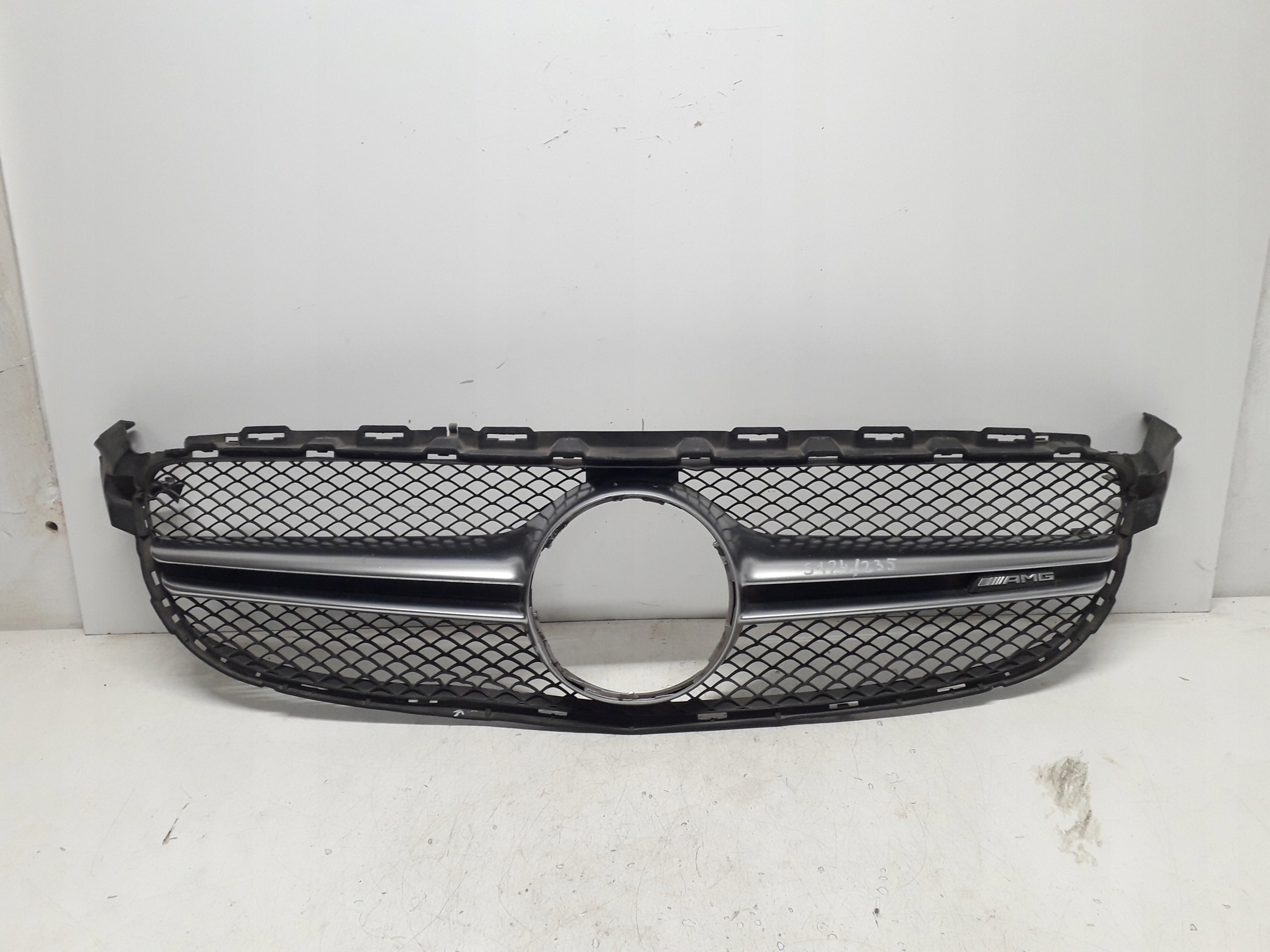 Kühlergrill Mercedes W205 A205 FRONTGRILL A2058880223 Kühlergitter