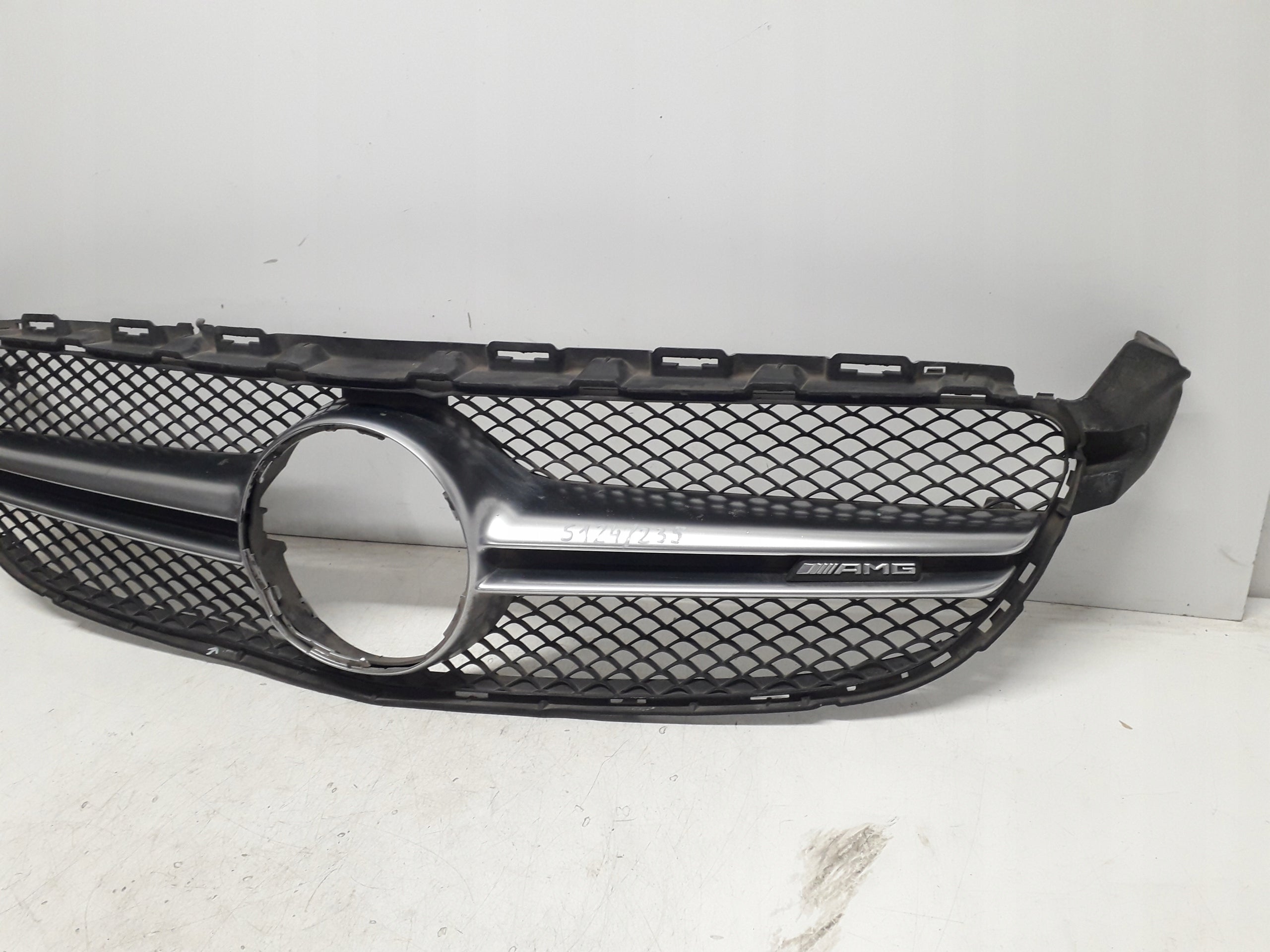 Kühlergrill Mercedes W205 A205 FRONTGRILL A2058880223 Kühlergitter