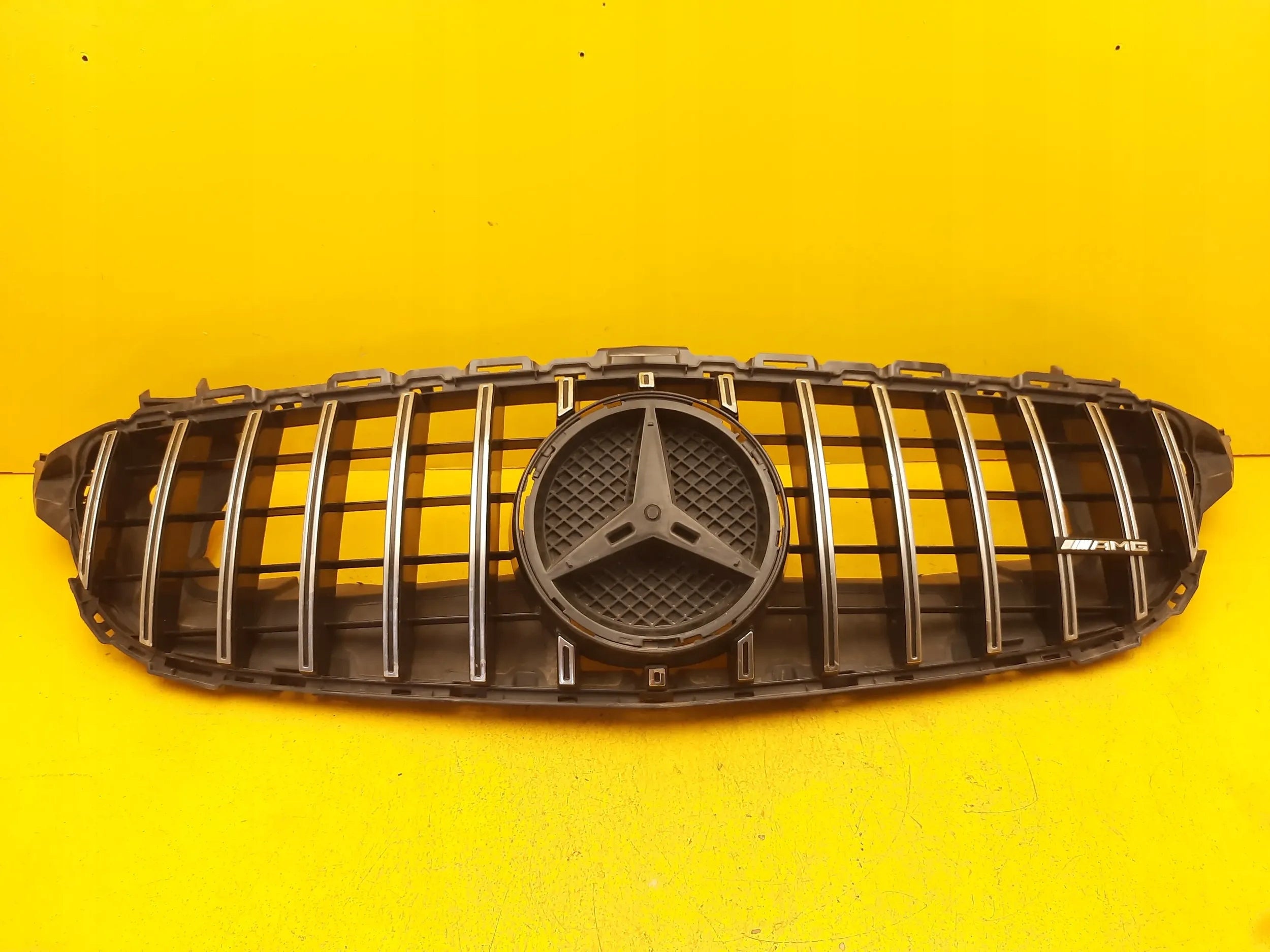  Kühlergrill Mercedes W205 A205 FRONTGRILL A2055051930 Kühlergitter product image