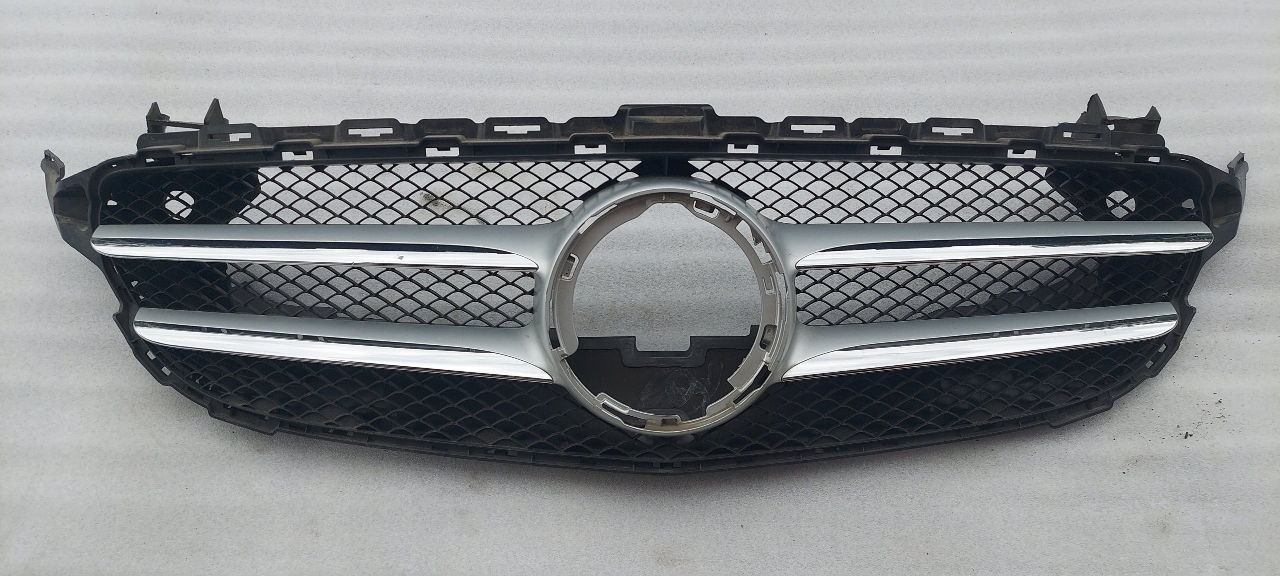  Kühlergrill Mercedes W205 A205 FRONTGRILL A2058801704 Kühlergitter product image