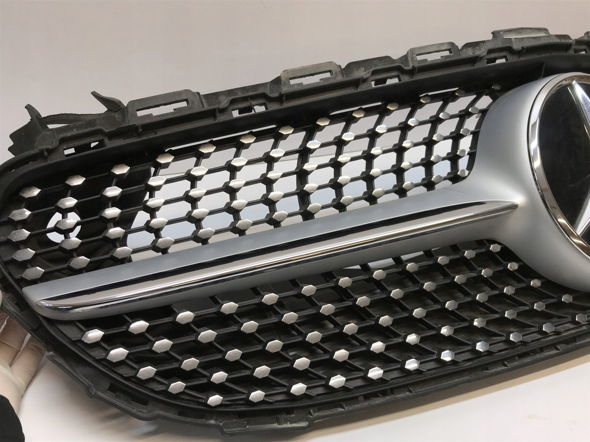 Kühlergrill Mercedes W205 A205 FRONTGRILL A2058802004 Kühlergitter