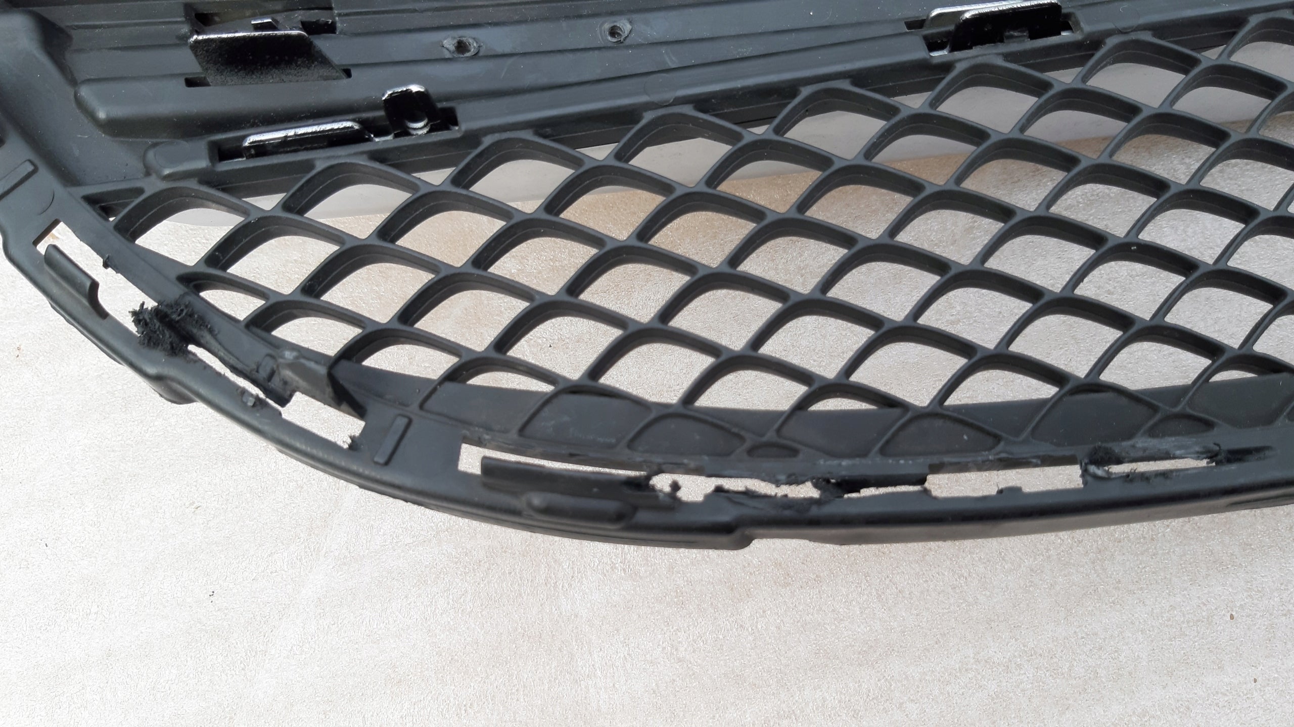 Kühlergrill Mercedes W205 A205 FRONTGRILL A2058880223 Kühlergitter