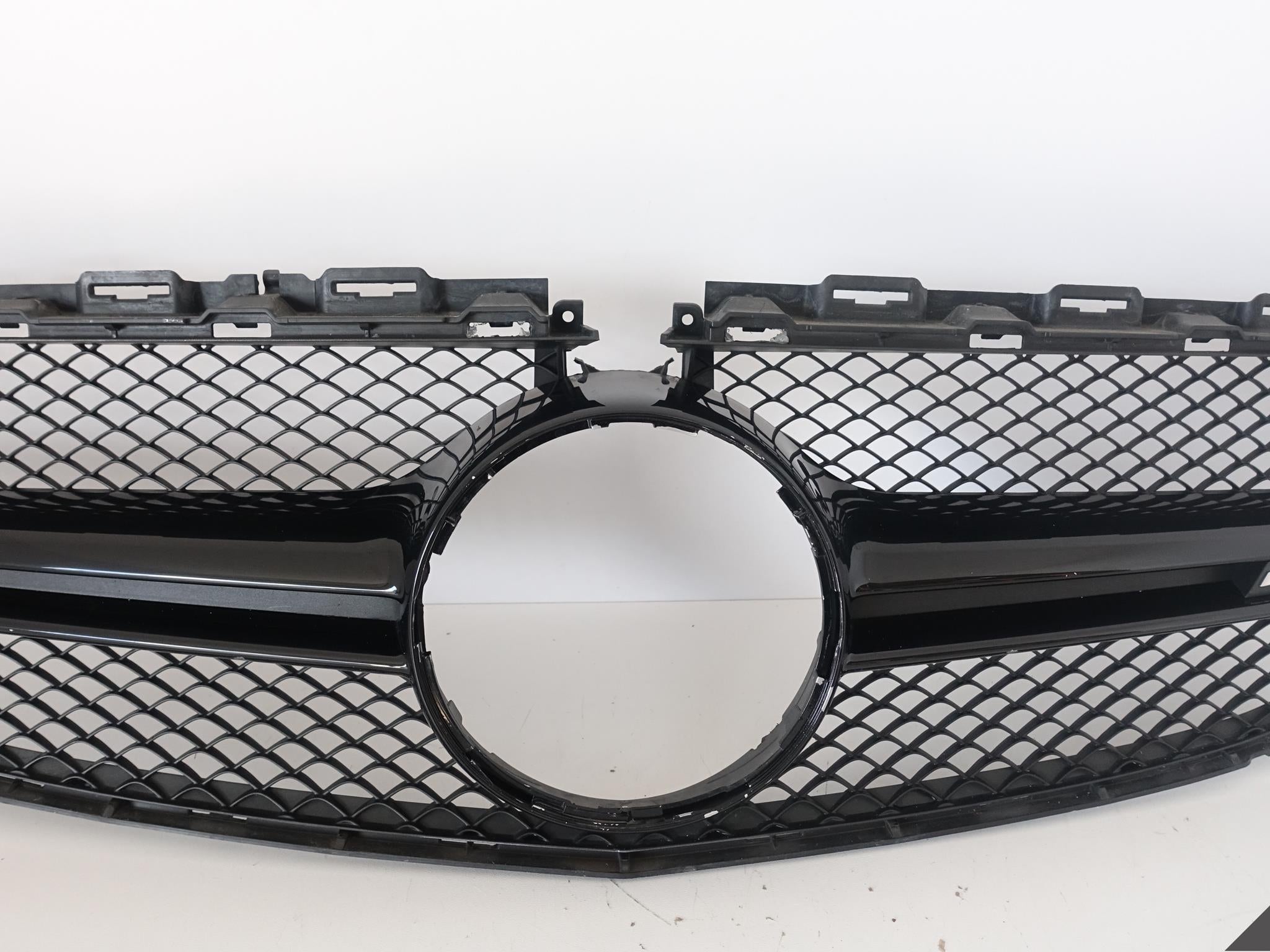 Kühlergrill Mercedes W205 A205 FRONTGRILL A2058880523 Kühlergitter