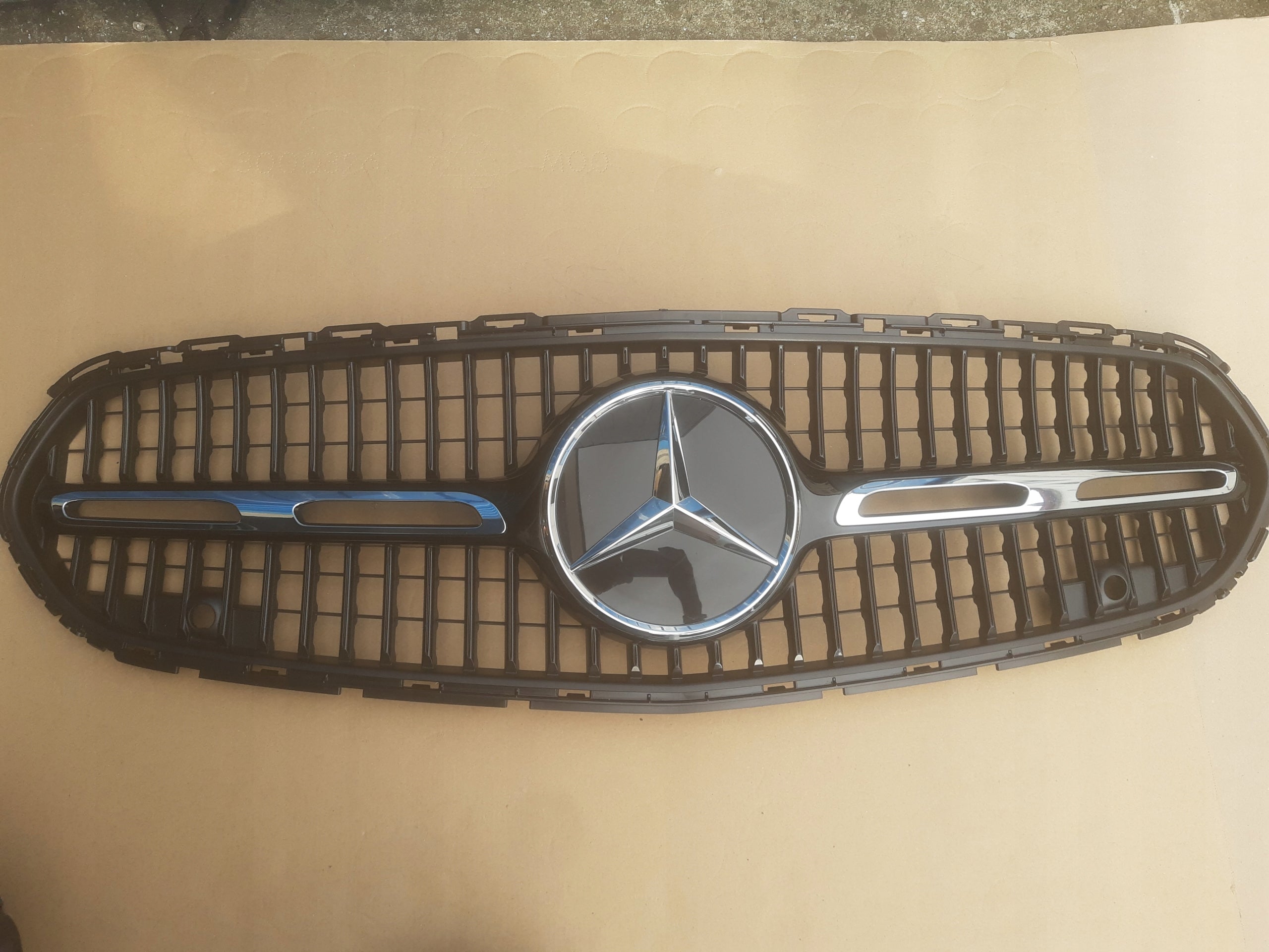  Kühlergrill Mercedes W206 FRONTGRILL A2068886700 Kühlergitter product image