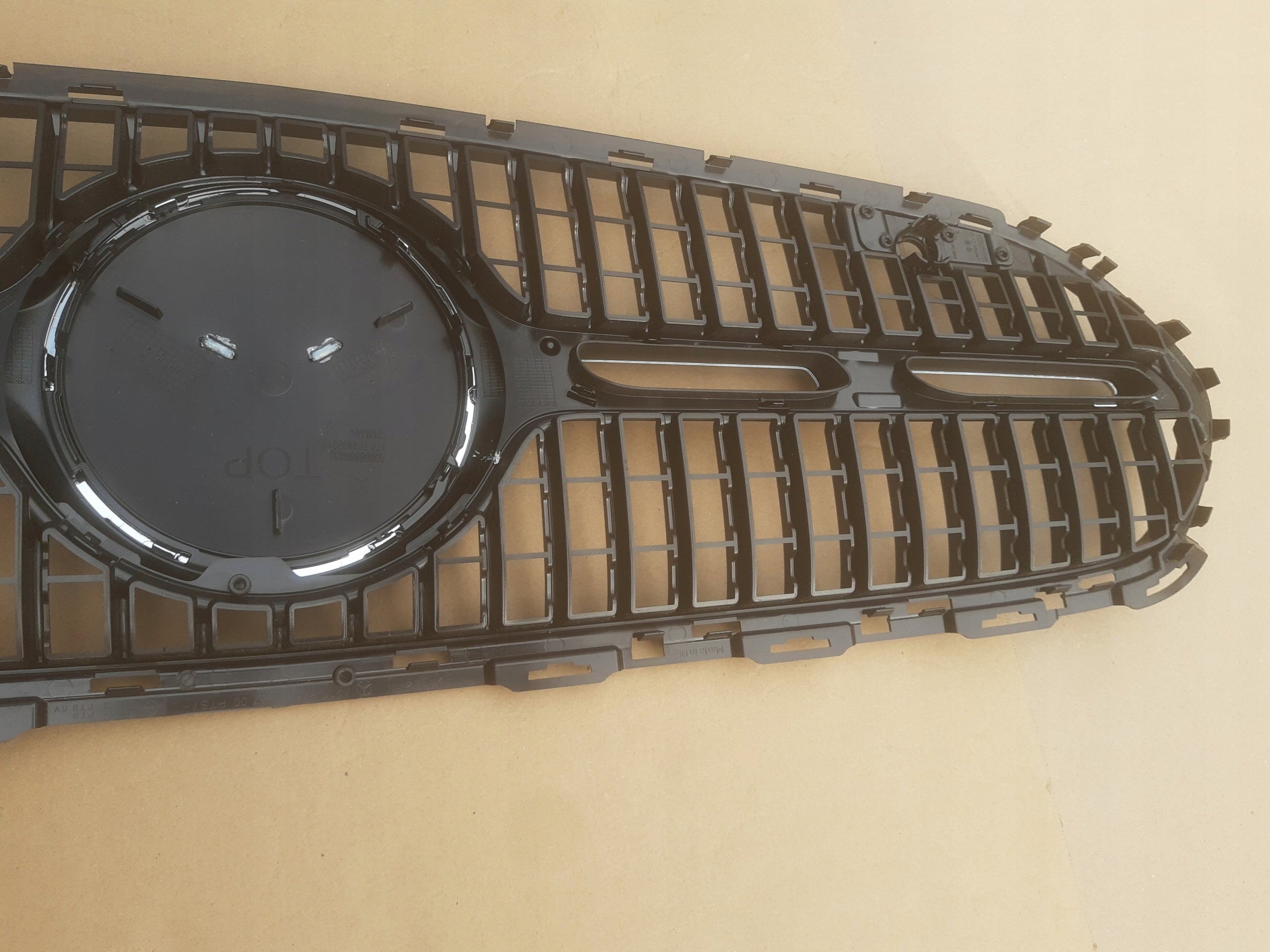 Kühlergrill Mercedes W206 FRONTGRILL A2068886700 Kühlergitter