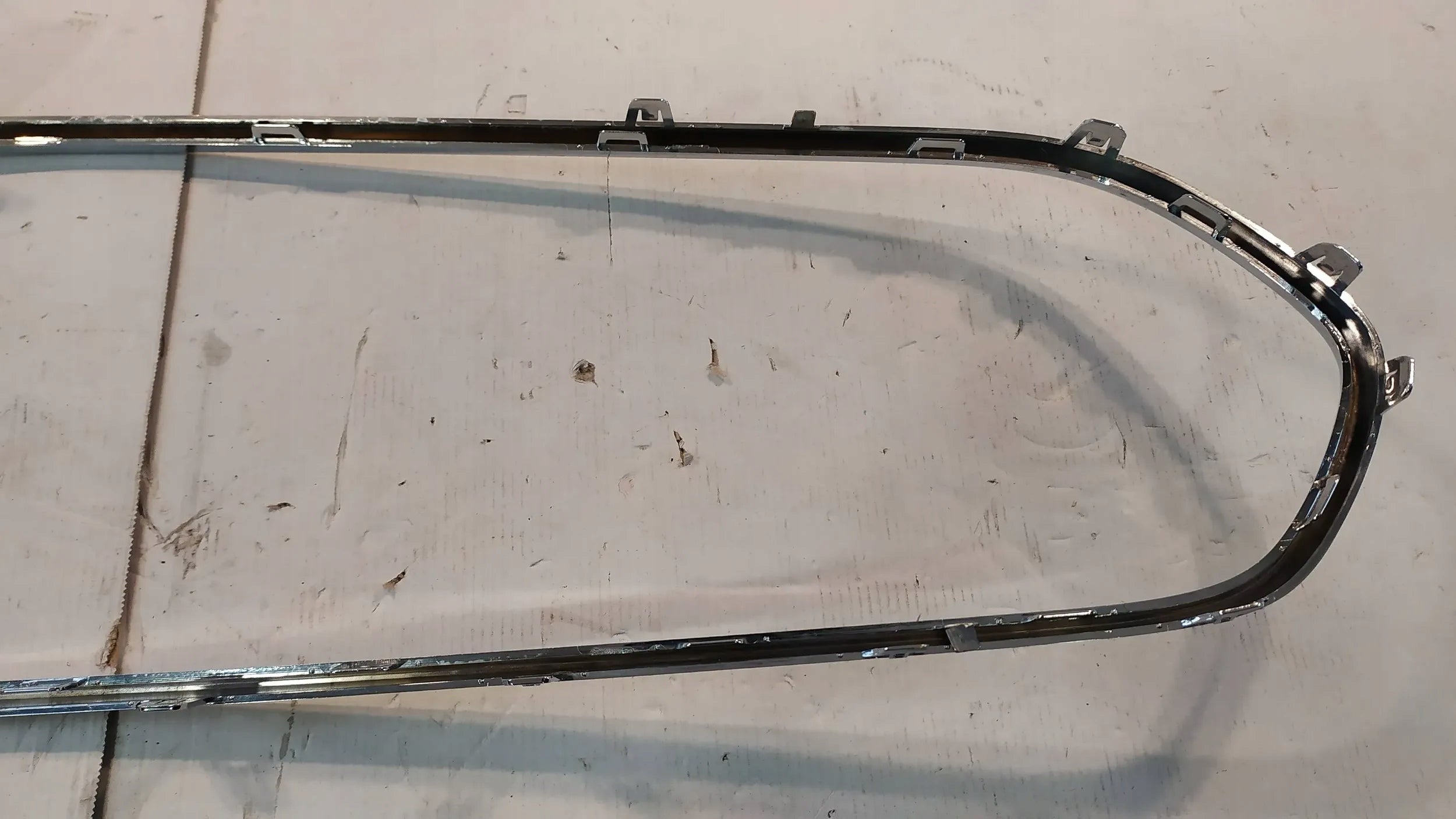 Kühlergrill Mercedes W206 FRONTGRILL A2068884700 Kühlergitter