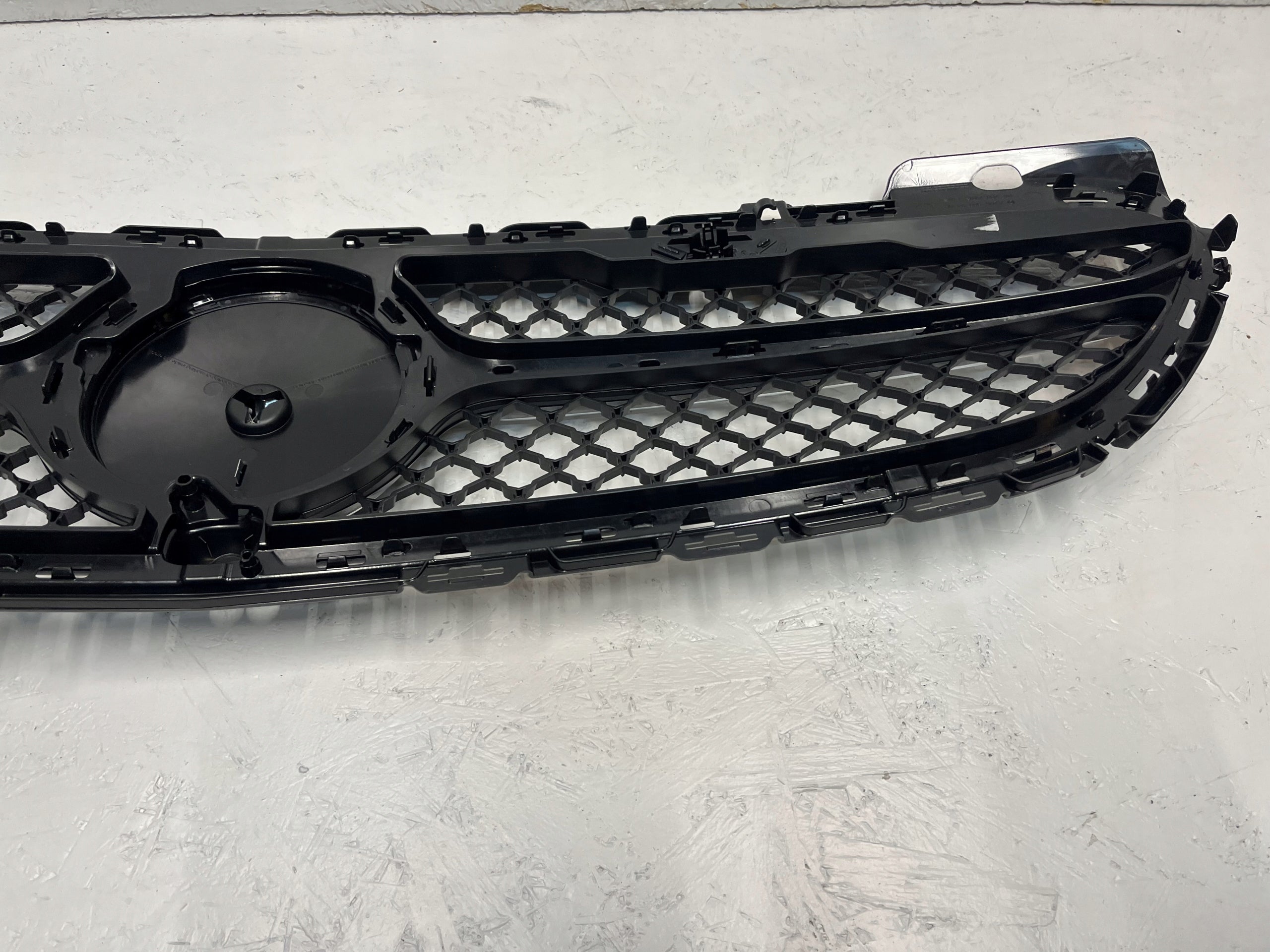 Kühlergrill Mercedes A206 W206 FRONTGRILL A2068882100 Kühlergitter